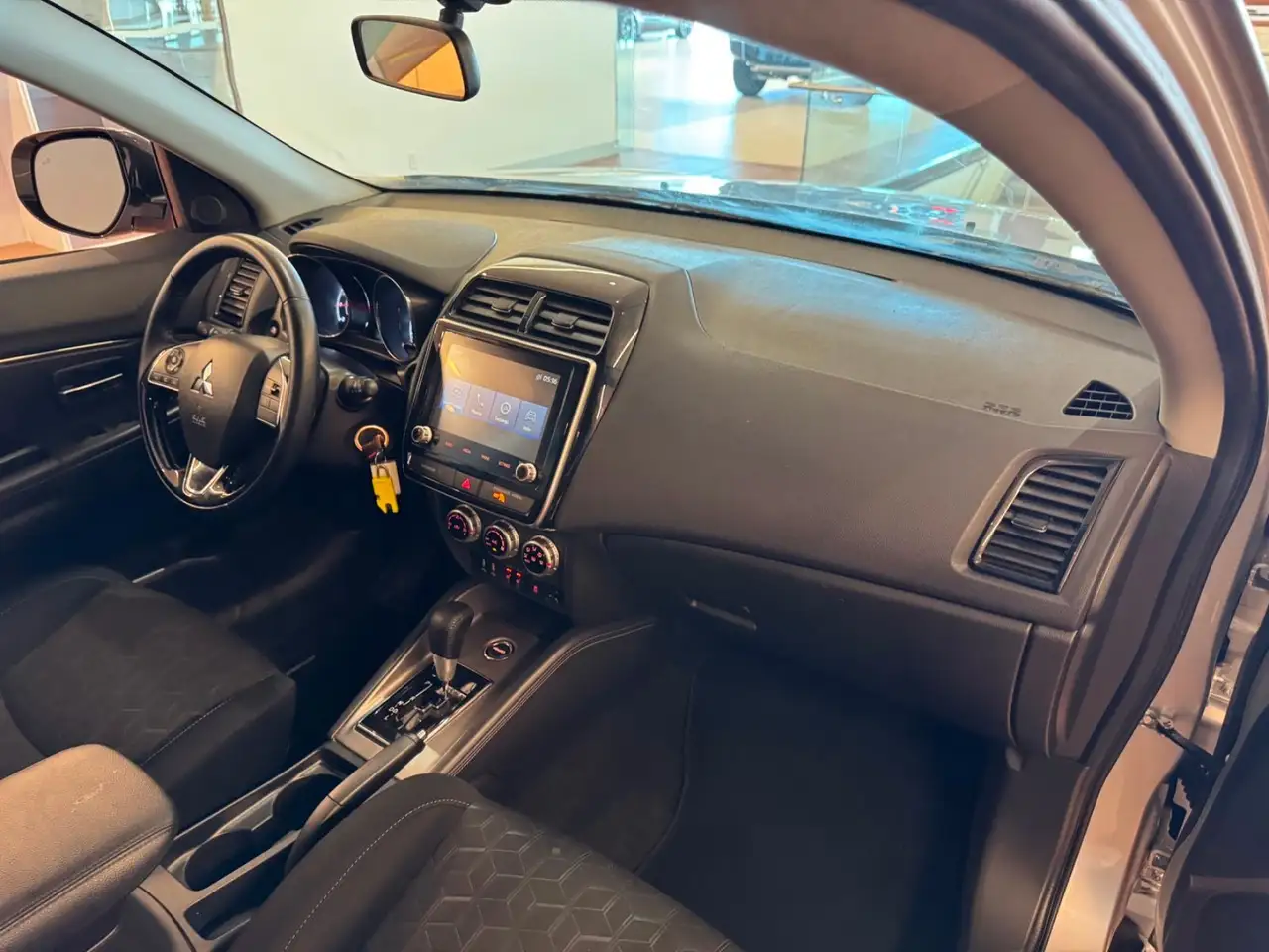 Mitsubishi RVR снимка Mitsubishi RVR
