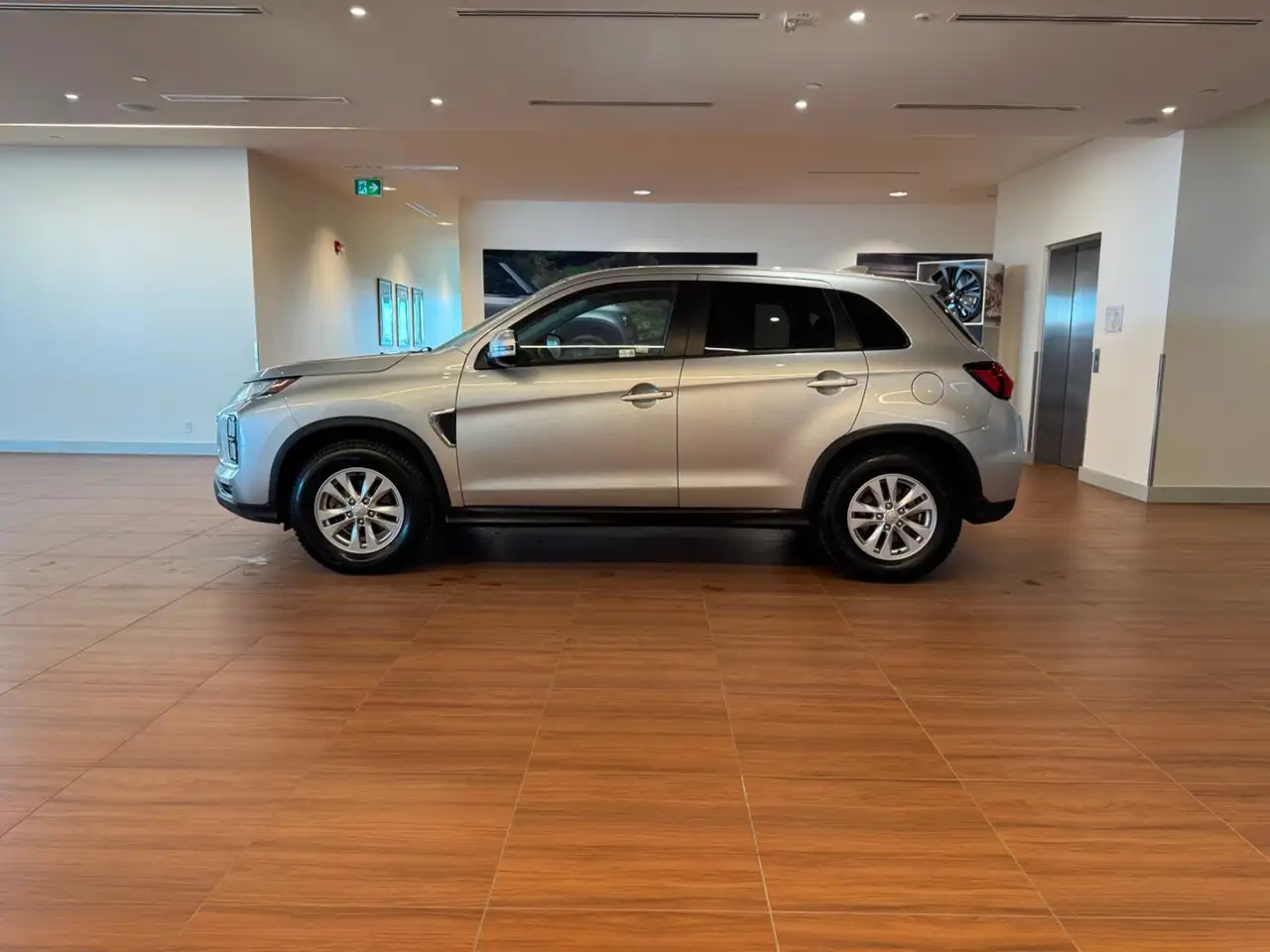 Mitsubishi RVR снимка Mitsubishi RVR