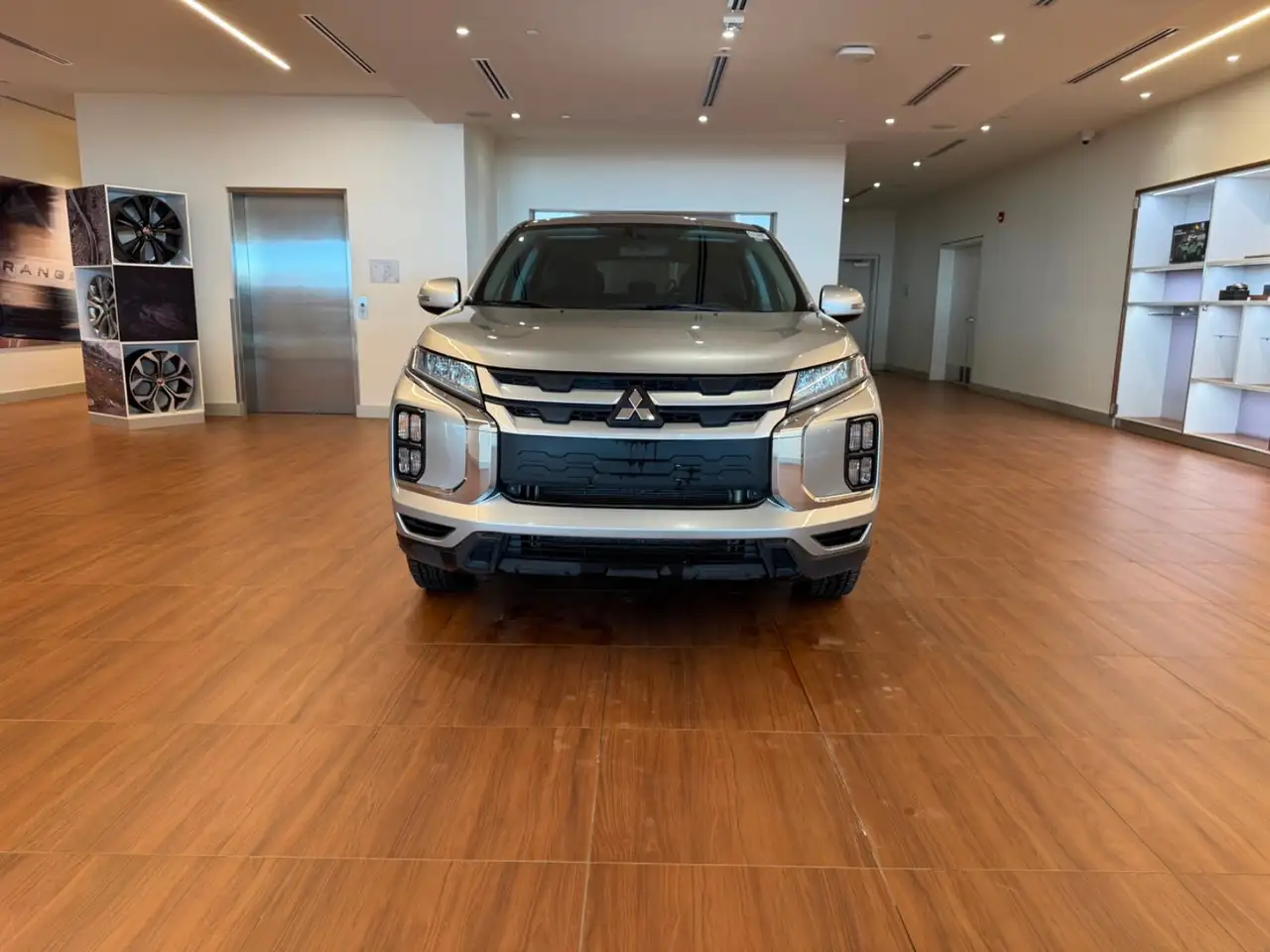 Mitsubishi RVR снимка Mitsubishi RVR