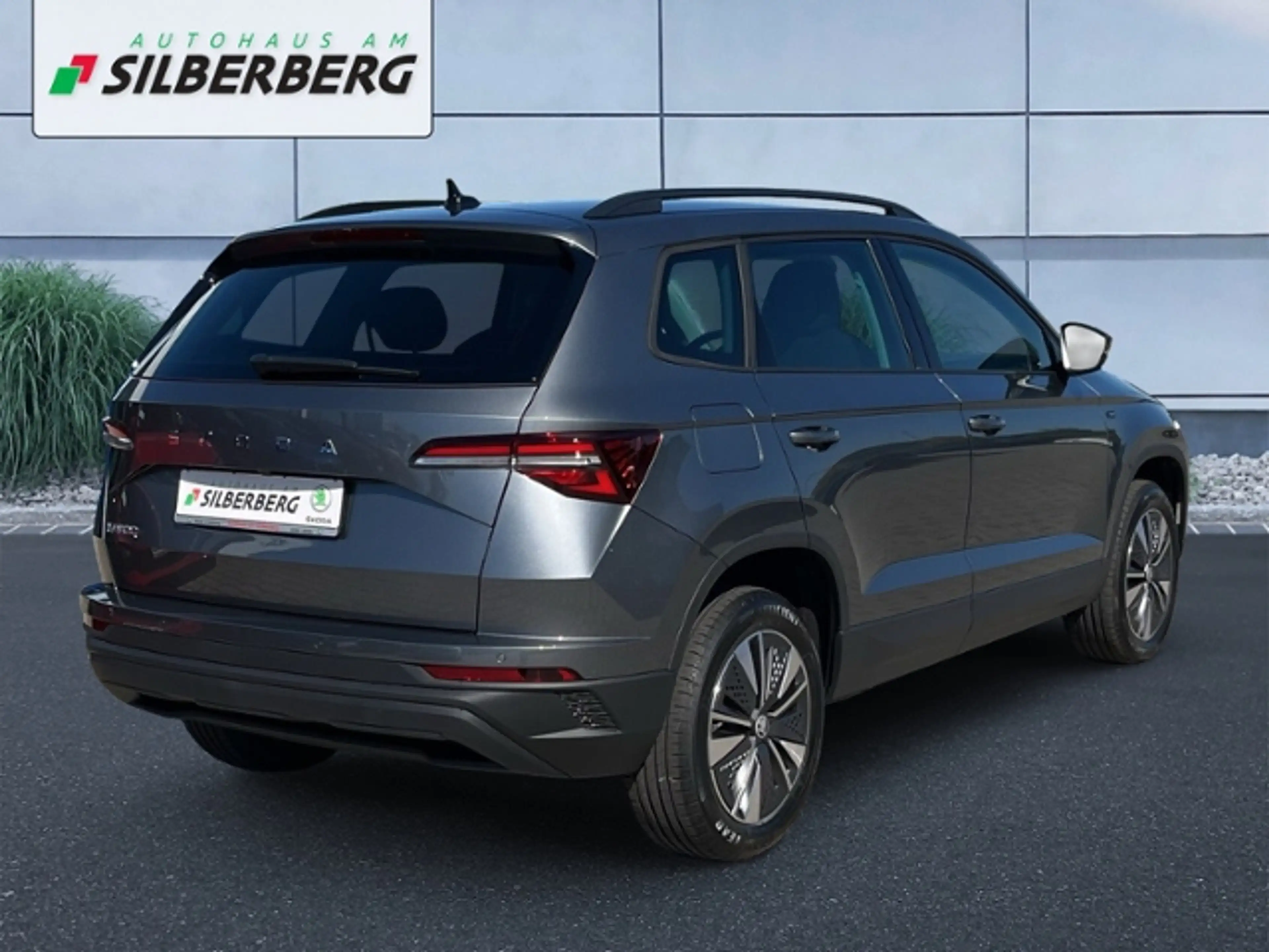 Skoda Karoq 2,0TDI 150PS DSG AHK MATRIX ACC KAMERA — photo 4