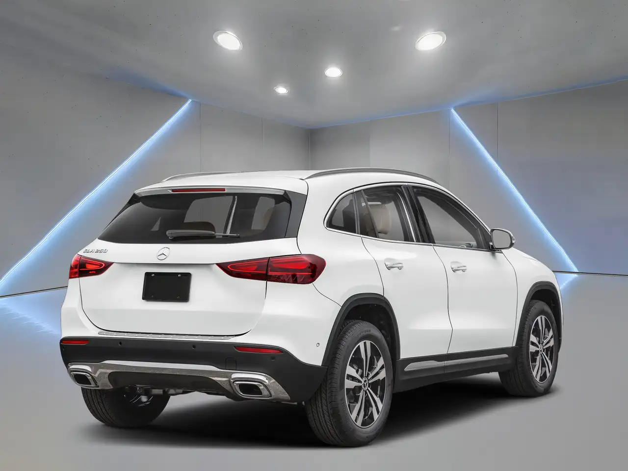 Mercedes-Benz GLA снимка Mercedes-Benz GLA