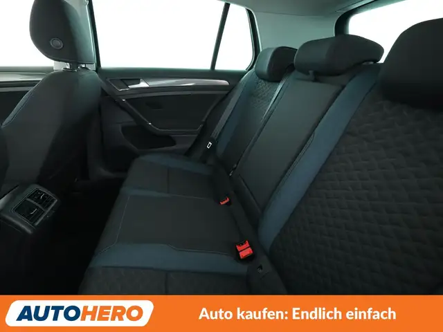 Volkswagen Golf view 14