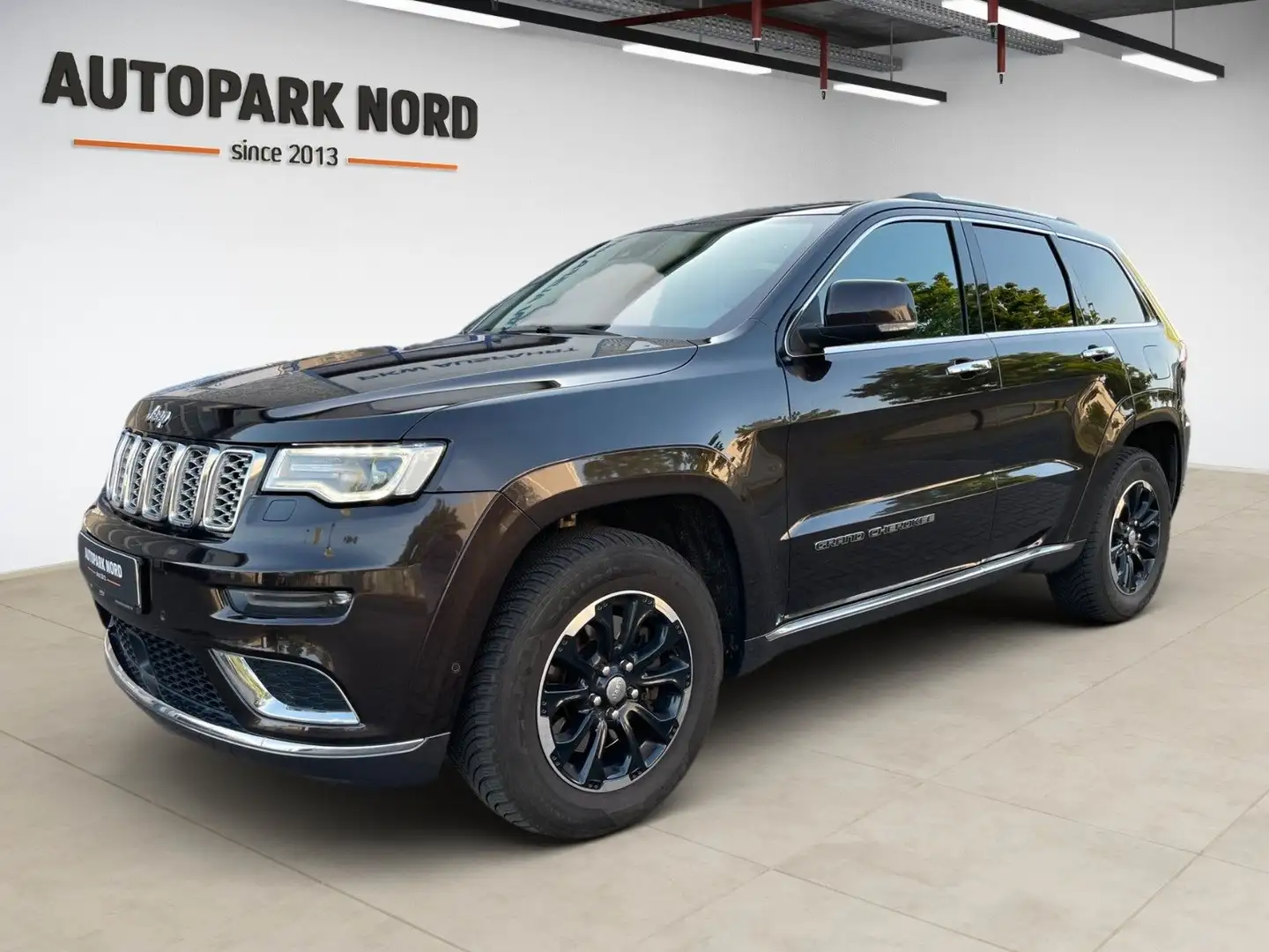 Jeep Grand Cherokee 3.0 CRD Summit - VOLLAUSSTATTUNG! Brown - 1