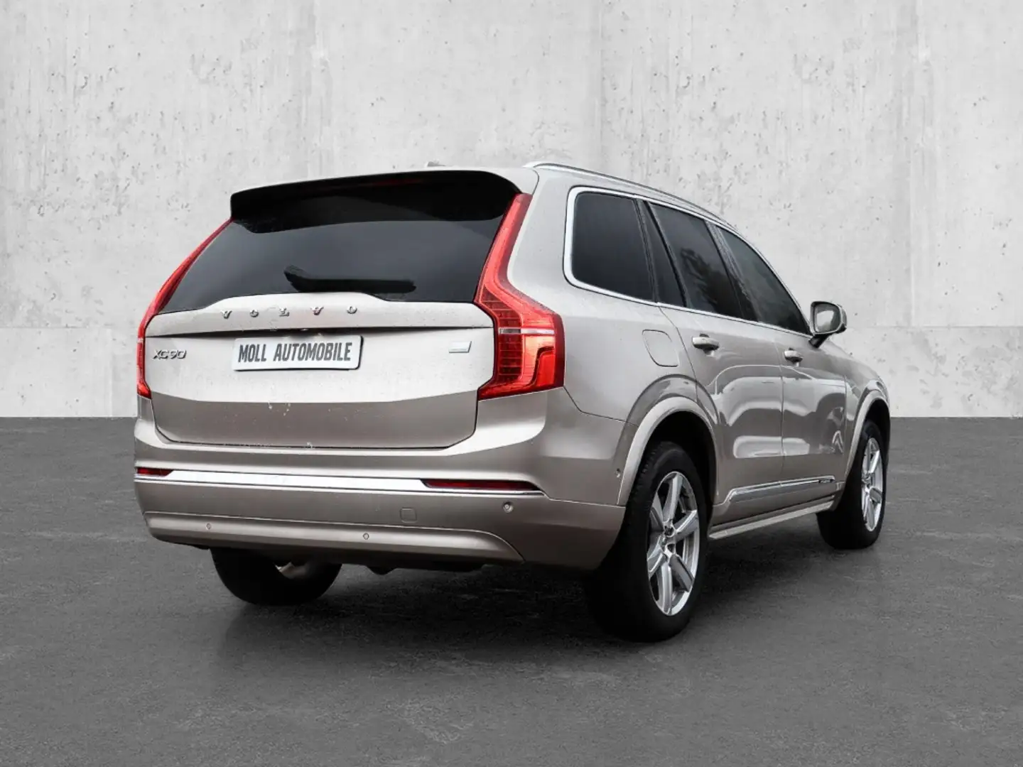 Volvo XC90 Plus Bright Recharge Plug-In Hybrid AWD T8 Twin En Grau - 2