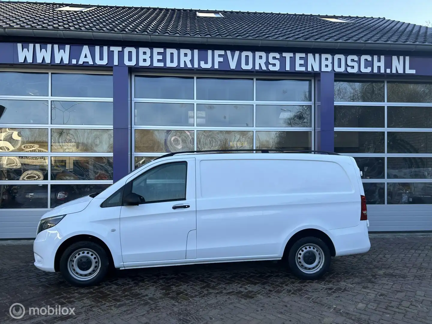 Mercedes-Benz Vito Bestel 111 CDI Lang * AIRCO * TREKHAAK White - 2