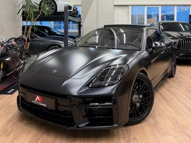 2025 Porsche Panamera in Black for sale