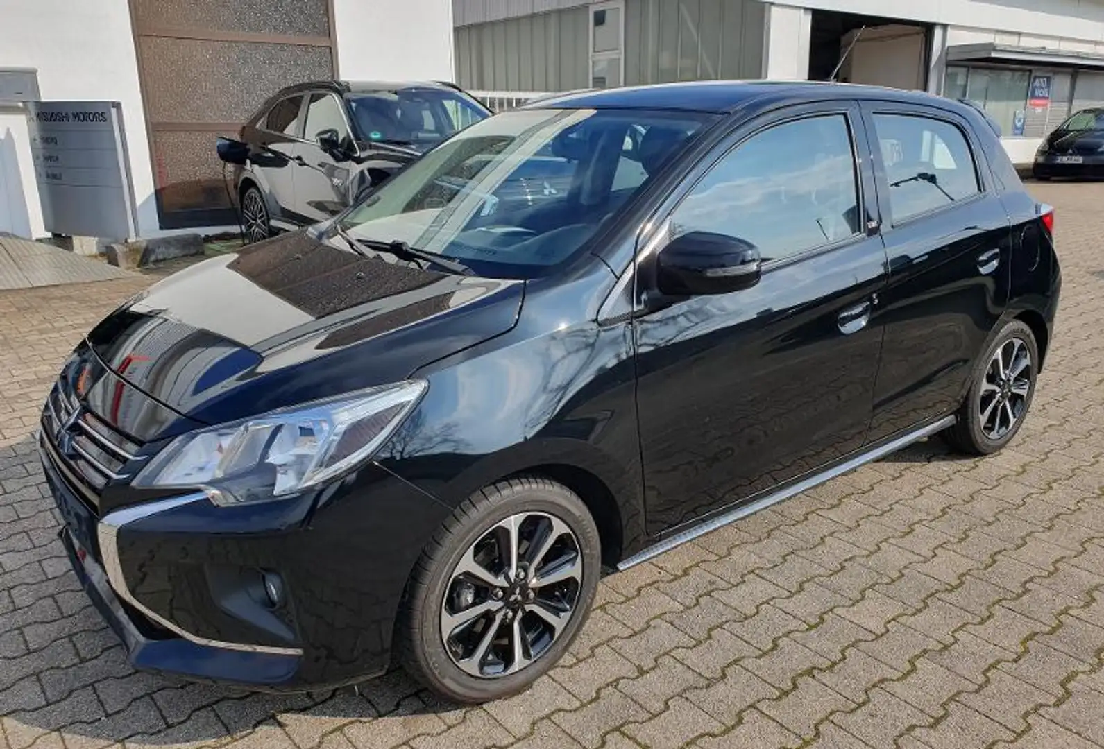 Mitsubishi Space Star Algarve+ 1.2 MIVEC ClearTec 5-Gang Zwart - 1