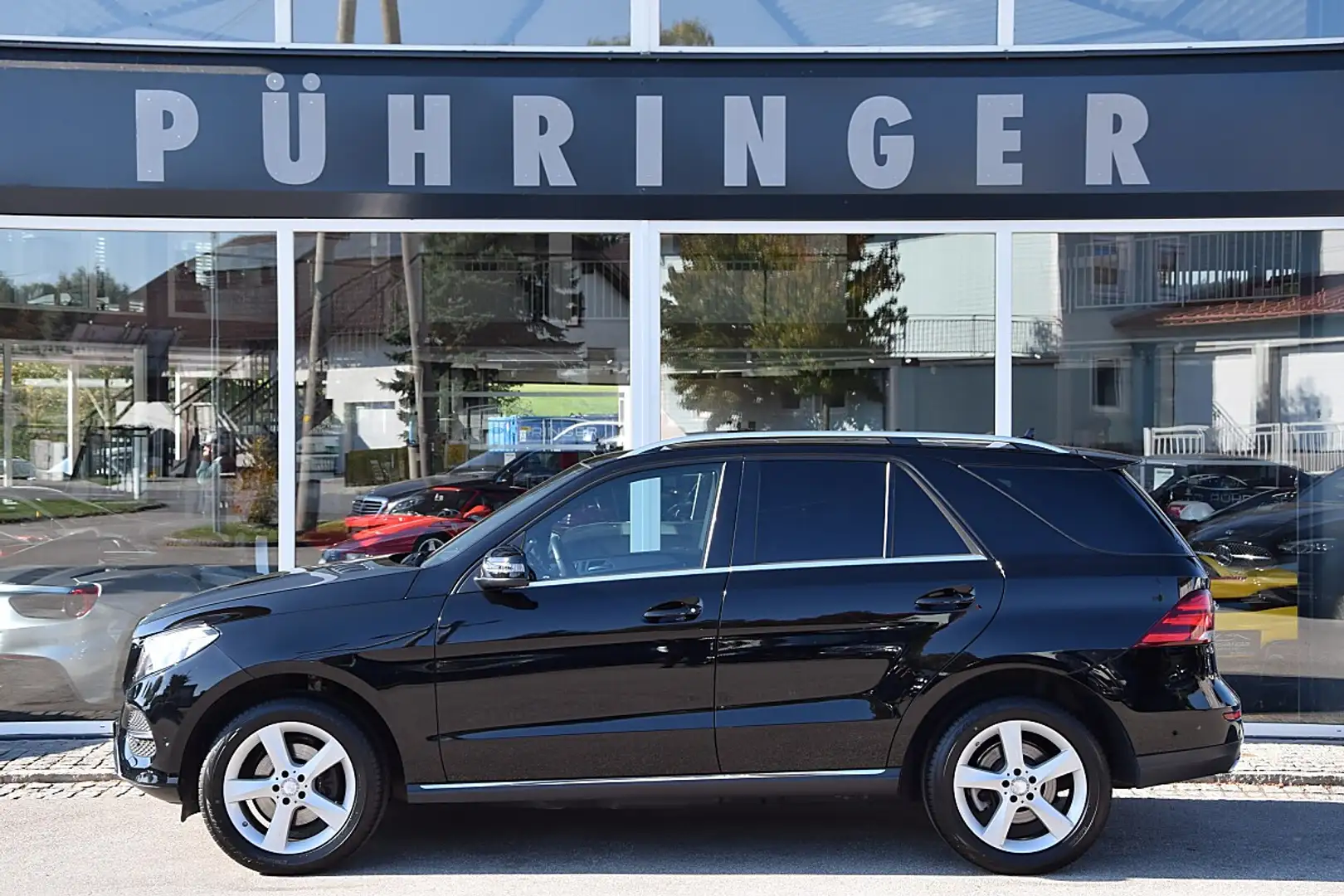 Mercedes-Benz Sonstige GLE-Klasse GLE-Klasse 250 d *Fahrpaket*Rückfahr... Schwarz - 1