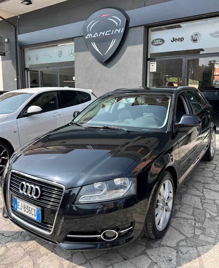 Audi A3 A3 II 2008 Sportback Sportback 1.6 tdi Attraction Nero - 1