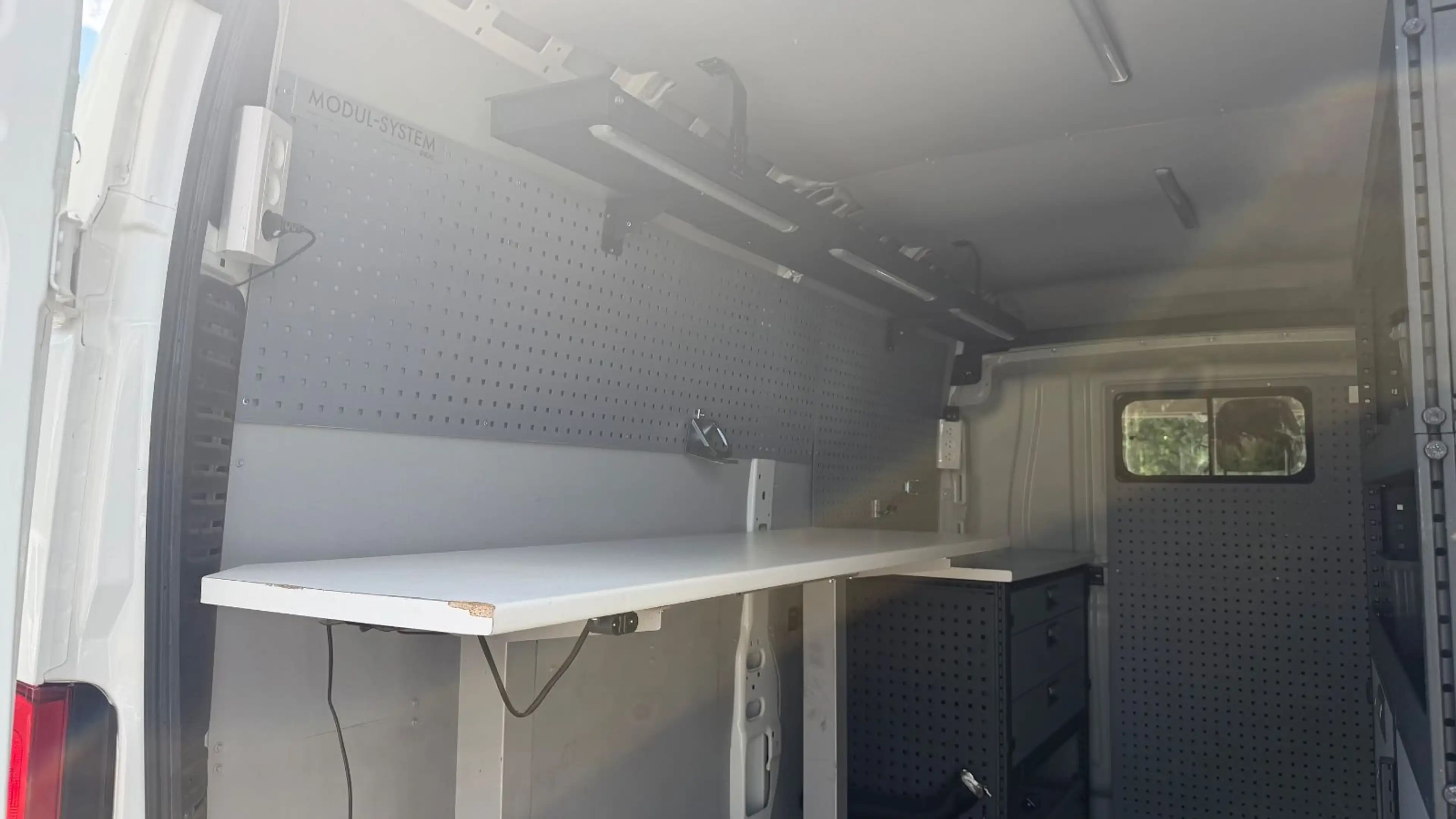 Peugeot Boxer BOXER 333 L2H2 PREMIUM 2.2 BlueHDi STANDHZ/REGAL — photo 13