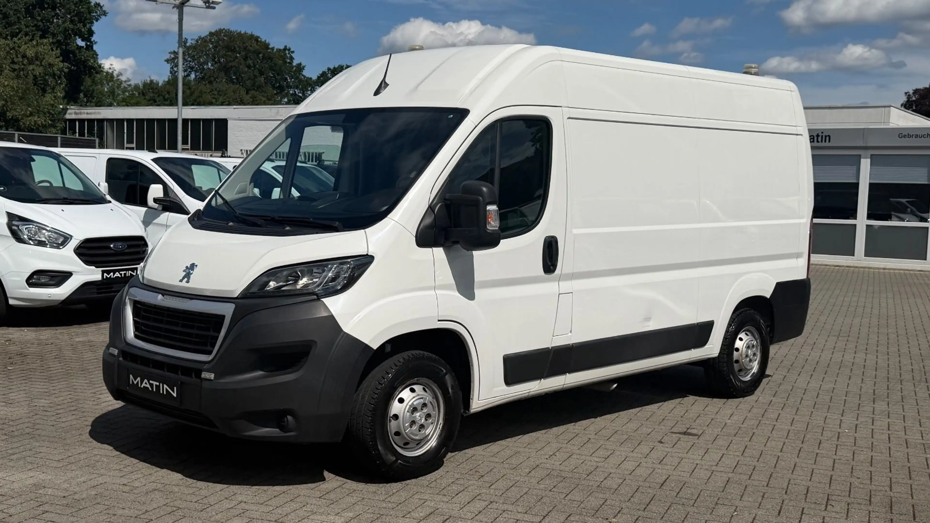 Peugeot Boxer BOXER 333 L2H2 PREMIUM 2.2 BlueHDi STANDHZ/REGAL