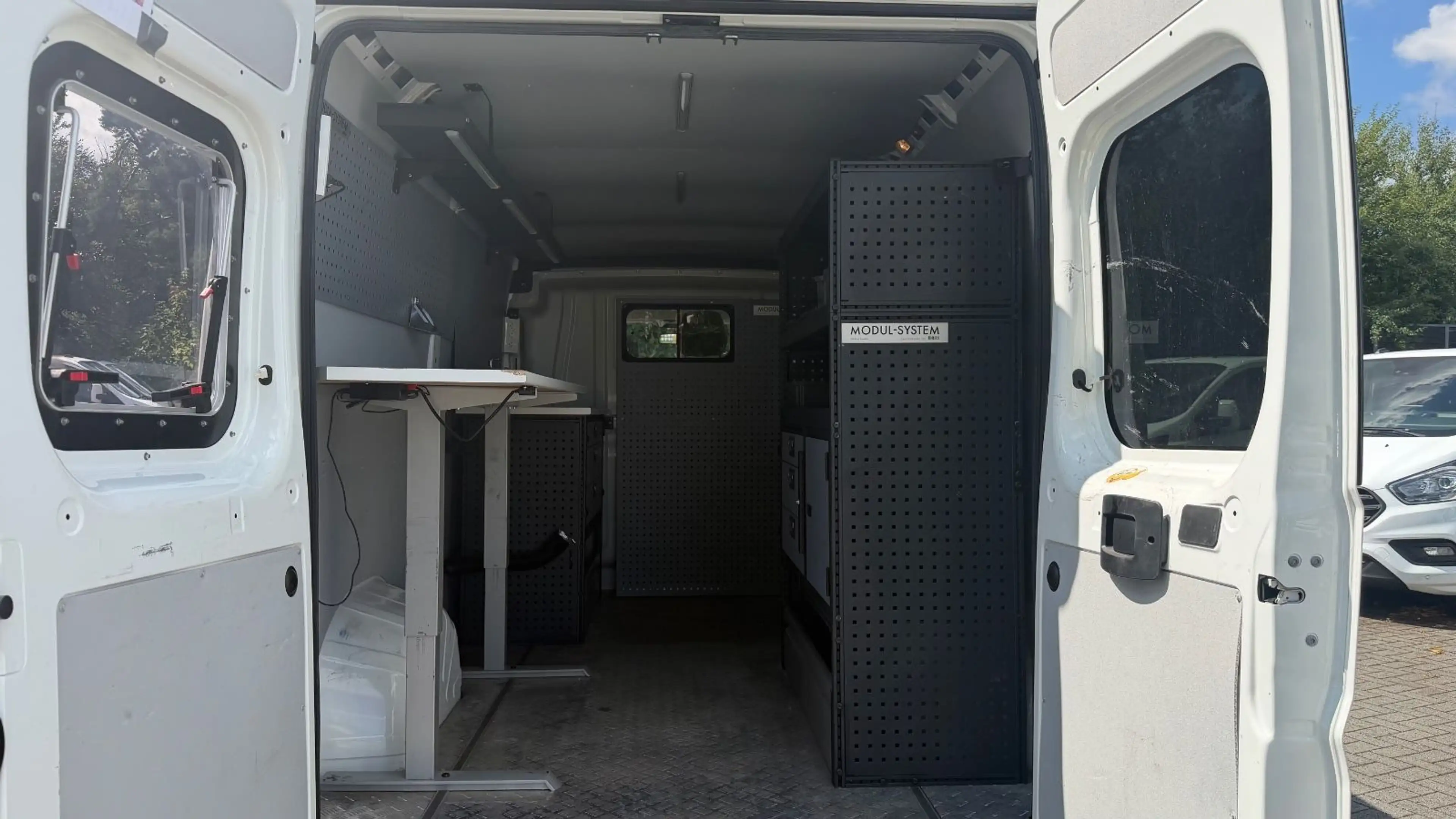 Peugeot Boxer BOXER 333 L2H2 PREMIUM 2.2 BlueHDi STANDHZ/REGAL — photo 12