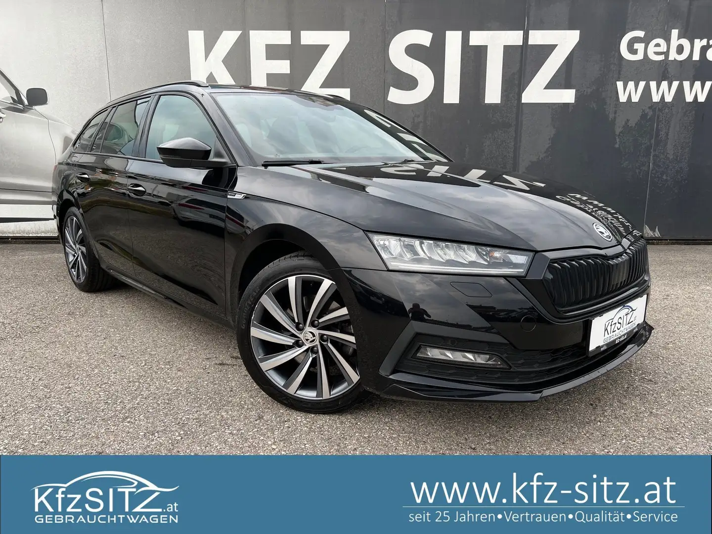 Skoda Octavia Combi 2,0 TDI 4x4 Sportline DSG | NP: €46.500 Schwarz - 1
