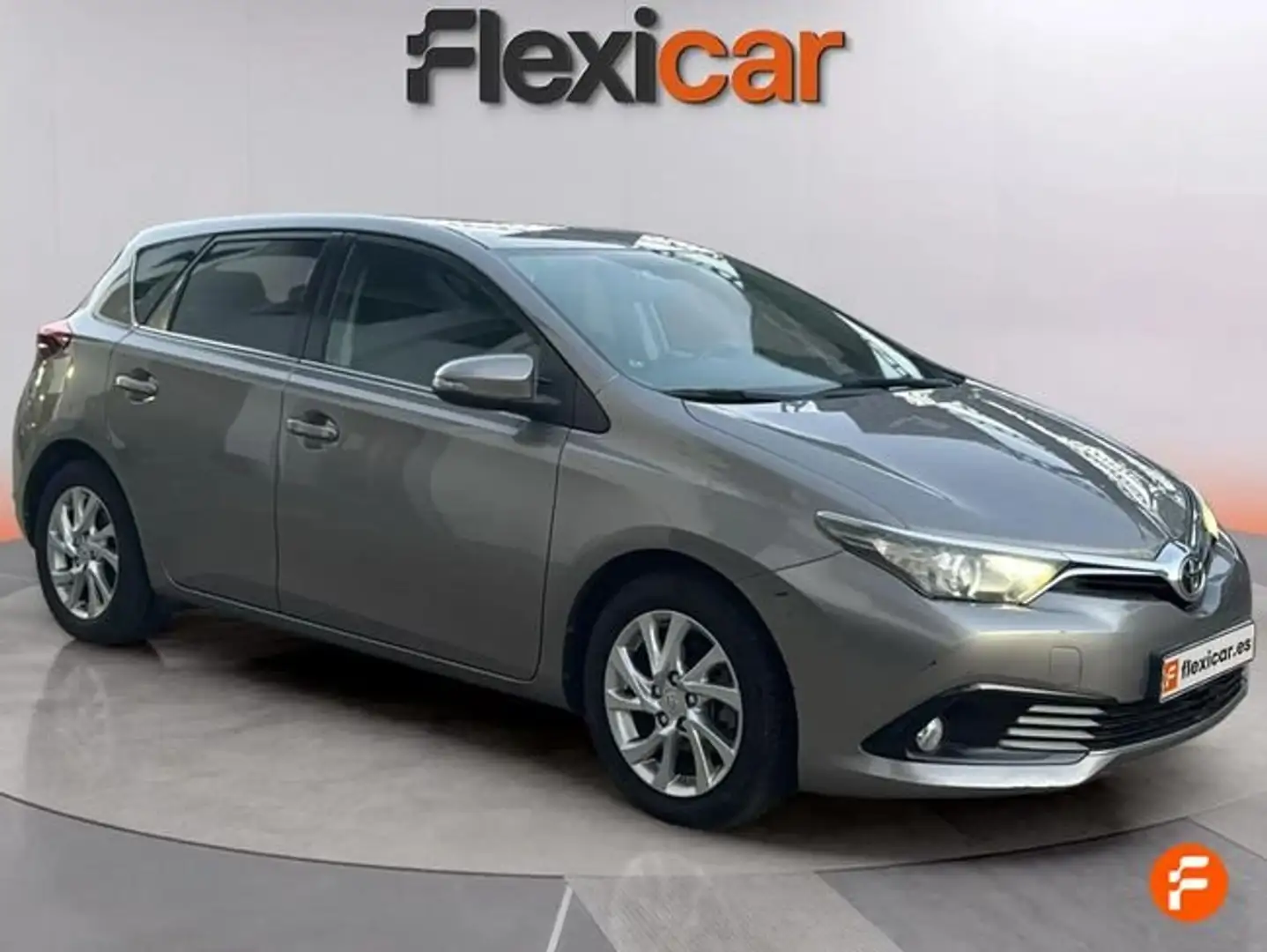 Toyota Auris 90D Active Gris - 2