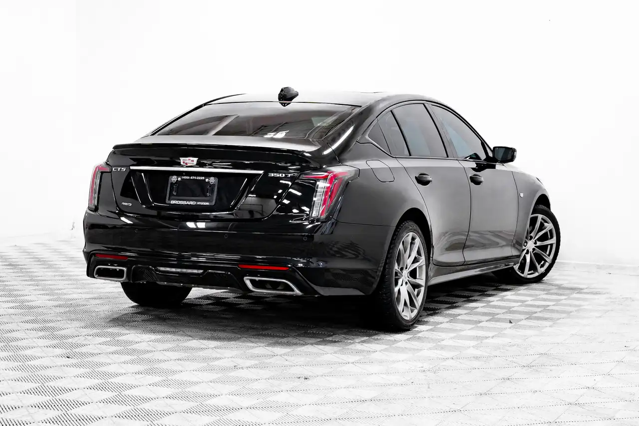 Cadillac CT5 снимка Cadillac CT5