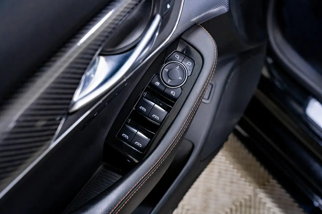Cadillac CT5 снимка Cadillac CT5
