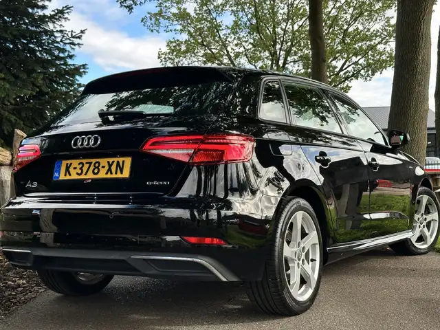 Audi A3 view 5