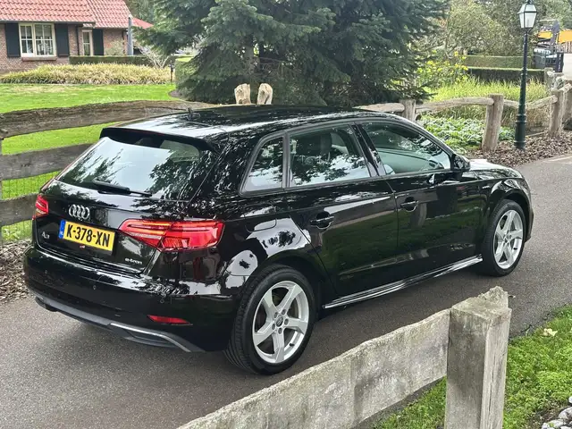 Audi A3 view 10