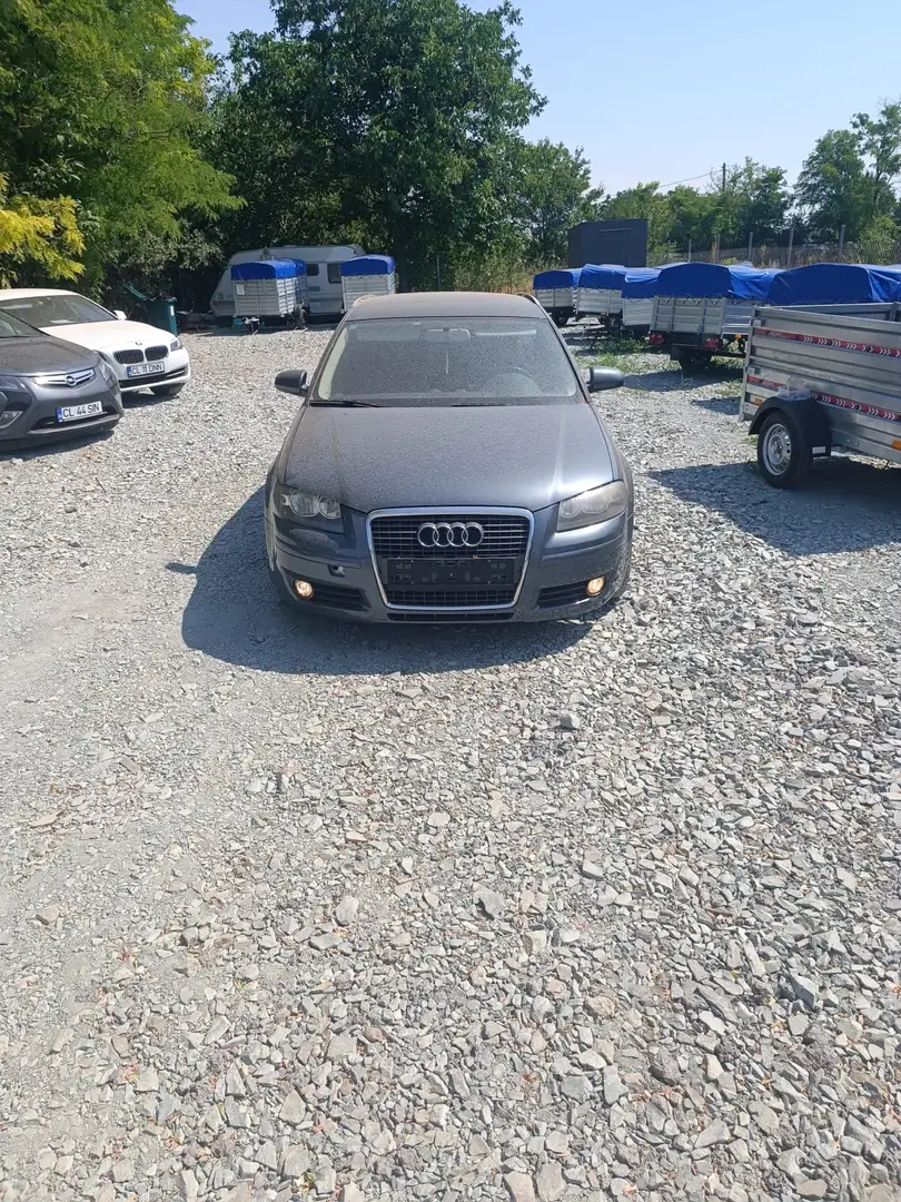 Audi A3 2.0 TDI Sportback DPF Ambiente - 2