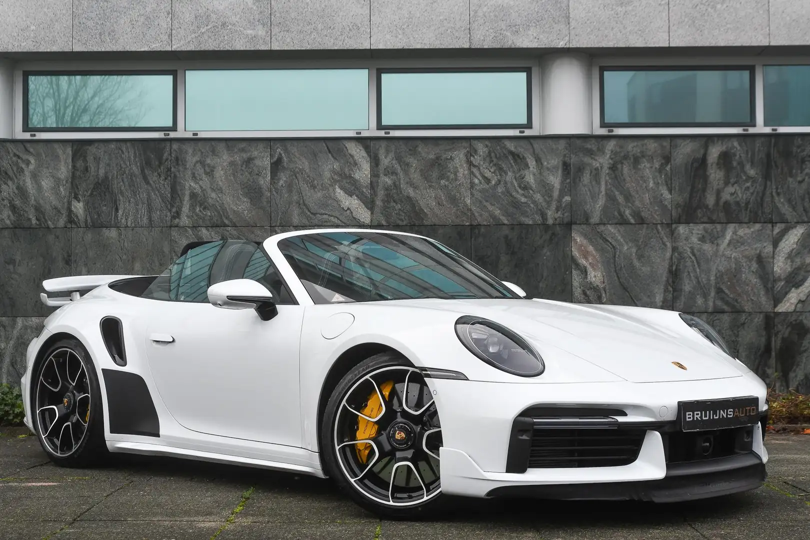 Porsche 992 Cabrio 3.8 Turbo S |Aero-kit|Burmester|Sportpakket Weiß - 2