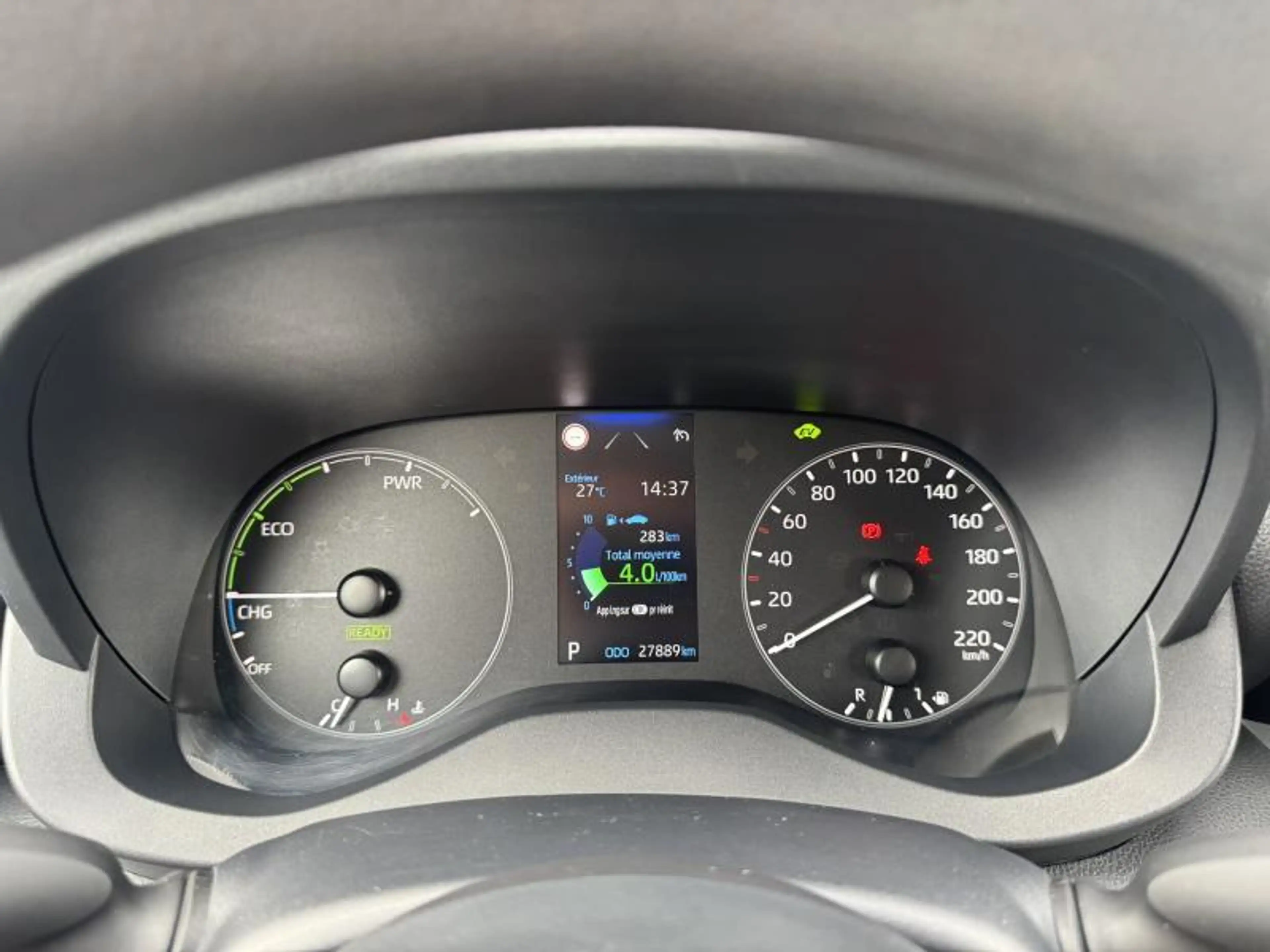 Toyota Yaris 1.5 Hybride CVT Dynamic de direction ! — photo 17