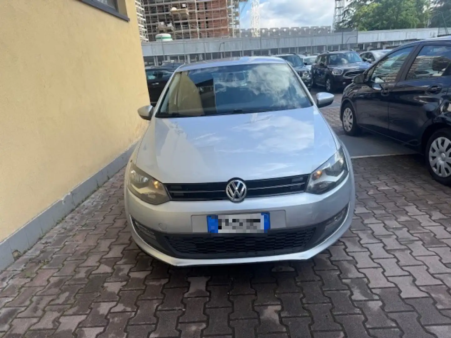 Volkswagen Polo 1.2 70 CV 5p. Comfortline Plateado - 2