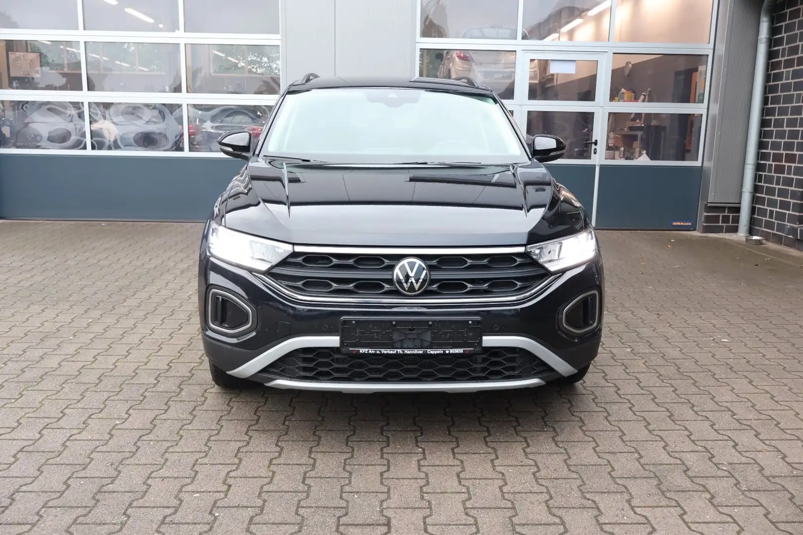 Volkswagen T-Roc Life Alu 18Zoll/Kamera/AHK/Navi/LED Schwarz - 2