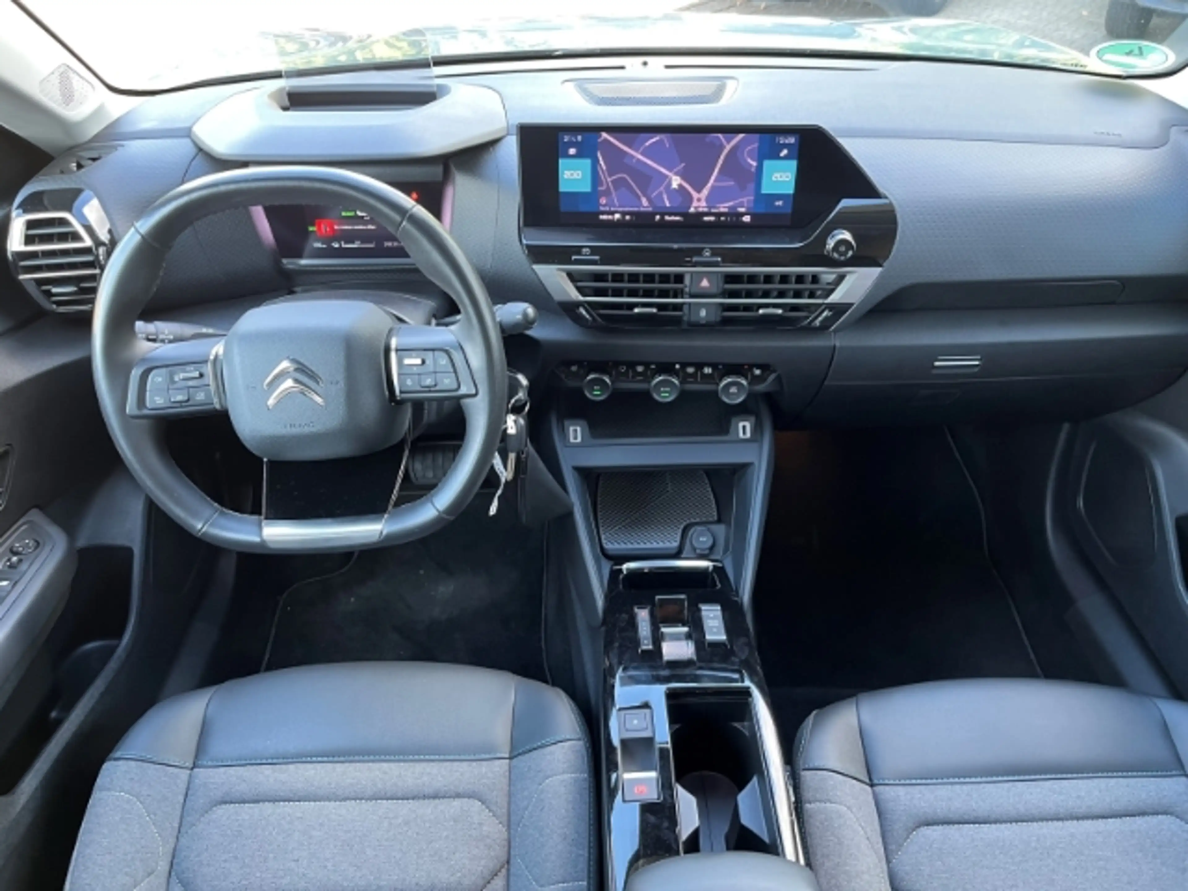 Citroen C4 Feel Pack Klima Navi Kamera SHZ LM-Felgen — photo 7