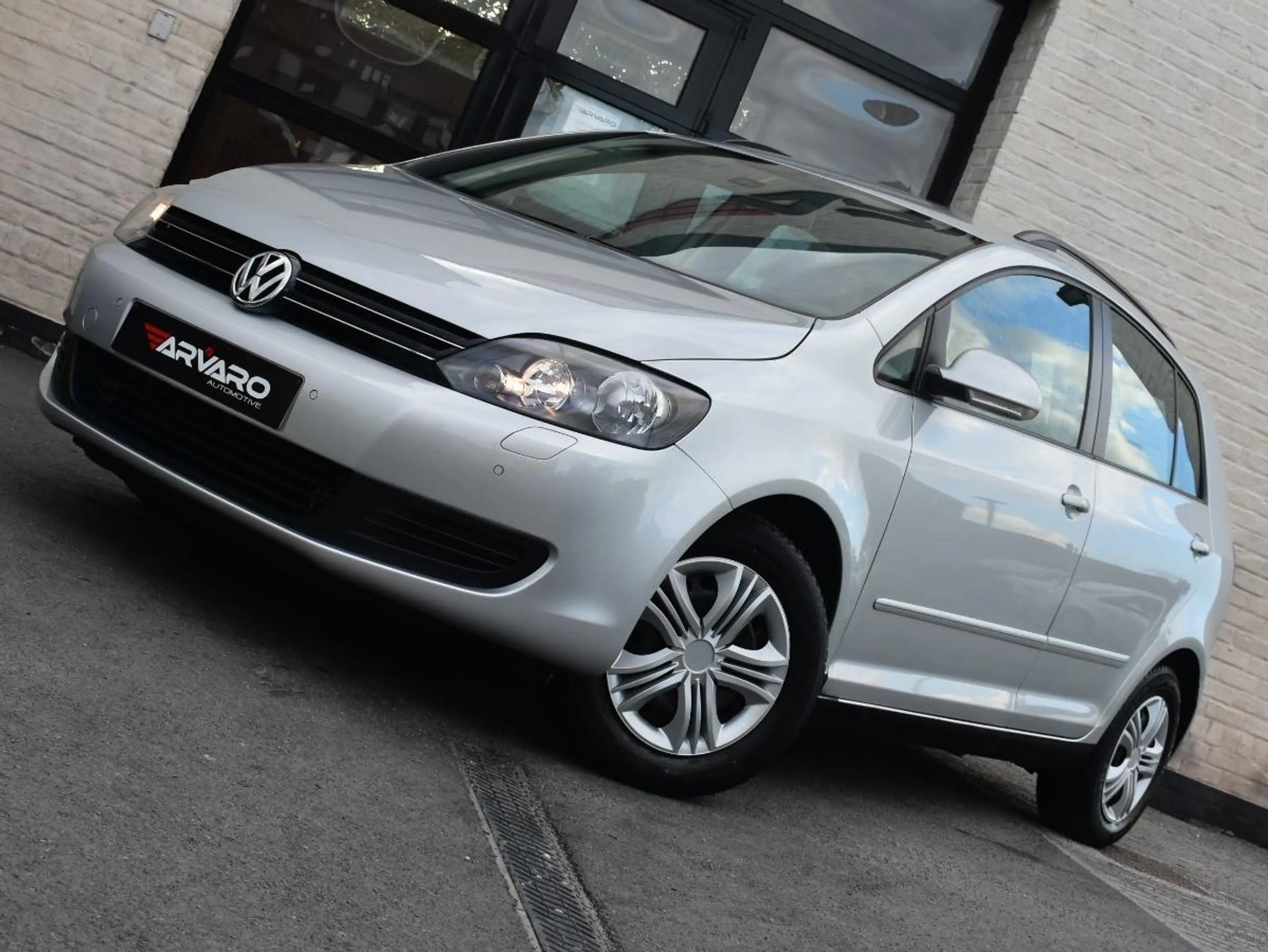 Volkswagen Golf Plus 1.4i Comfortline / Verw Zetels / PDC / Airco / Garantie