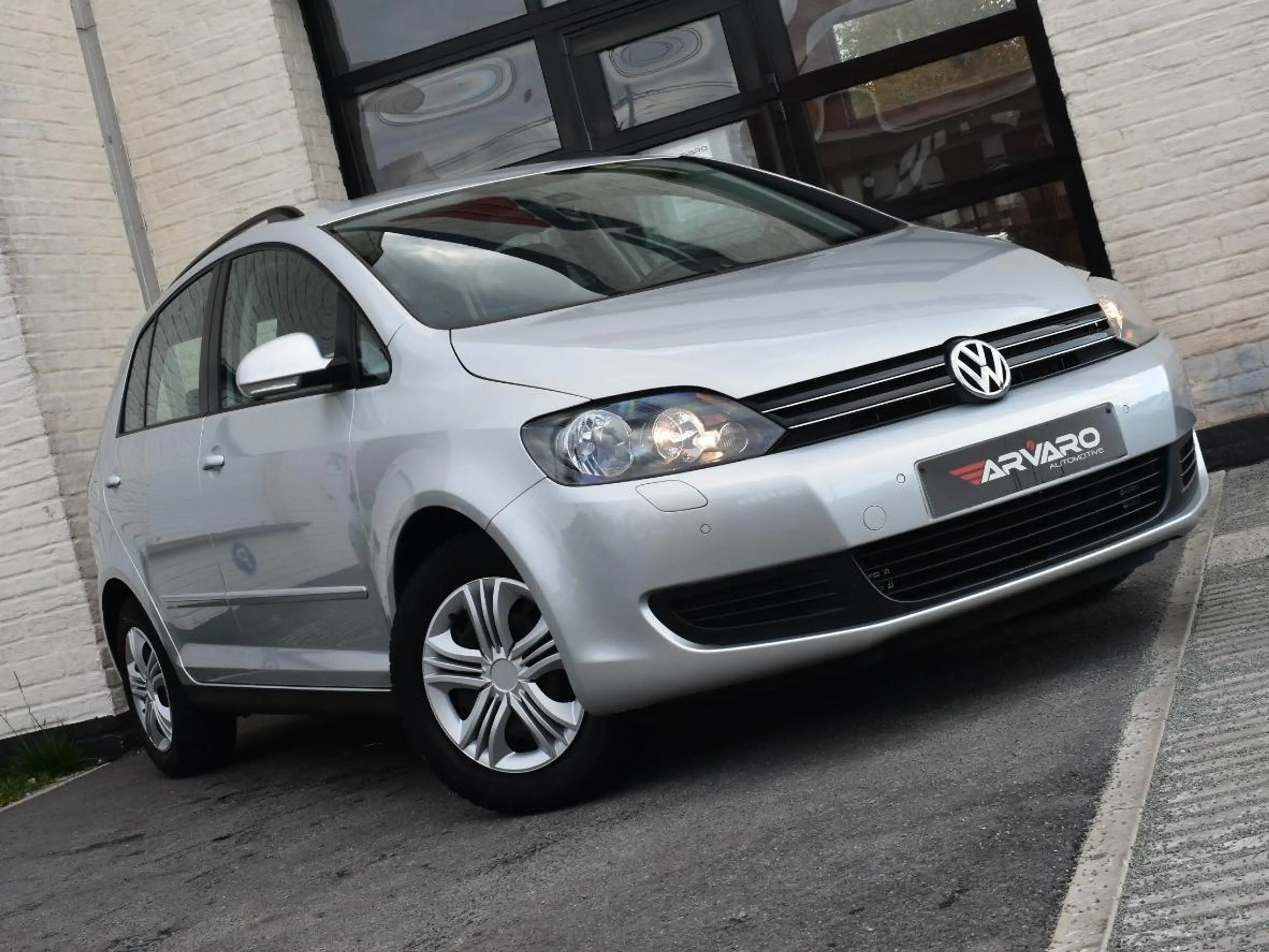 Volkswagen Golf Plus 1.4i Comfortline / Verw Zetels / PDC / Airco / Garantie — photo 4