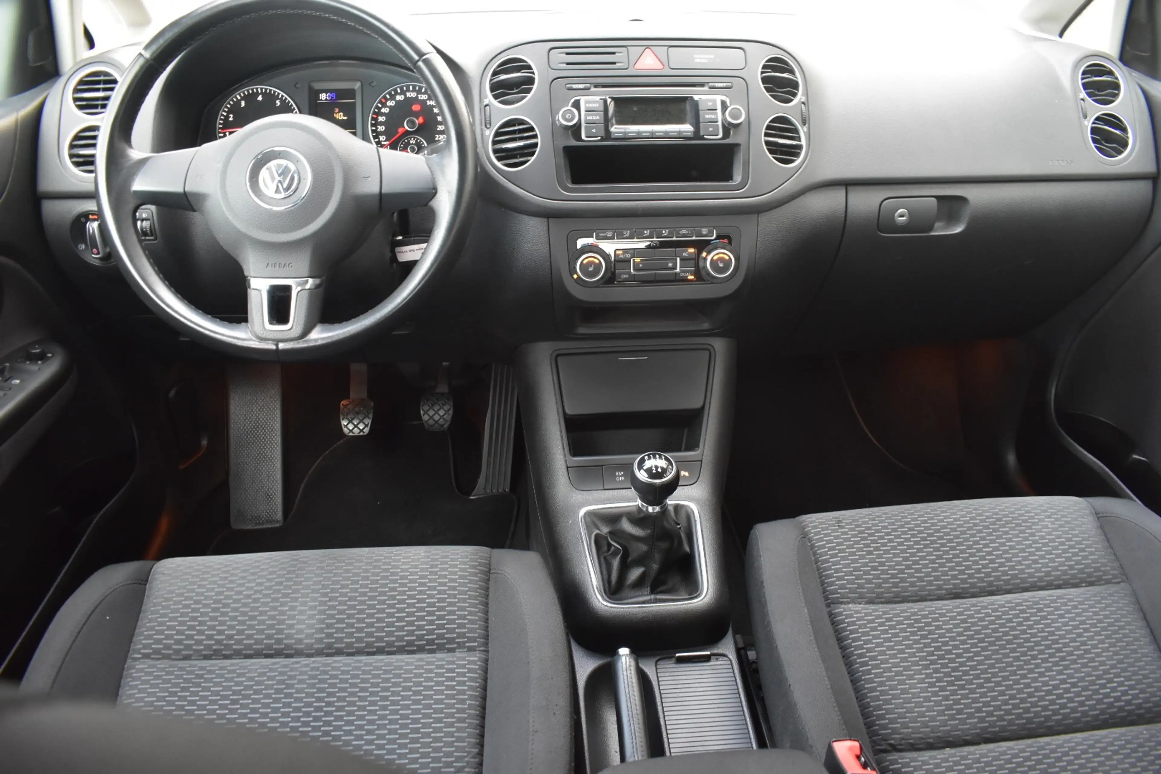 Volkswagen Golf Plus 1.4i Comfortline / Verw Zetels / PDC / Airco / Garantie — photo 12