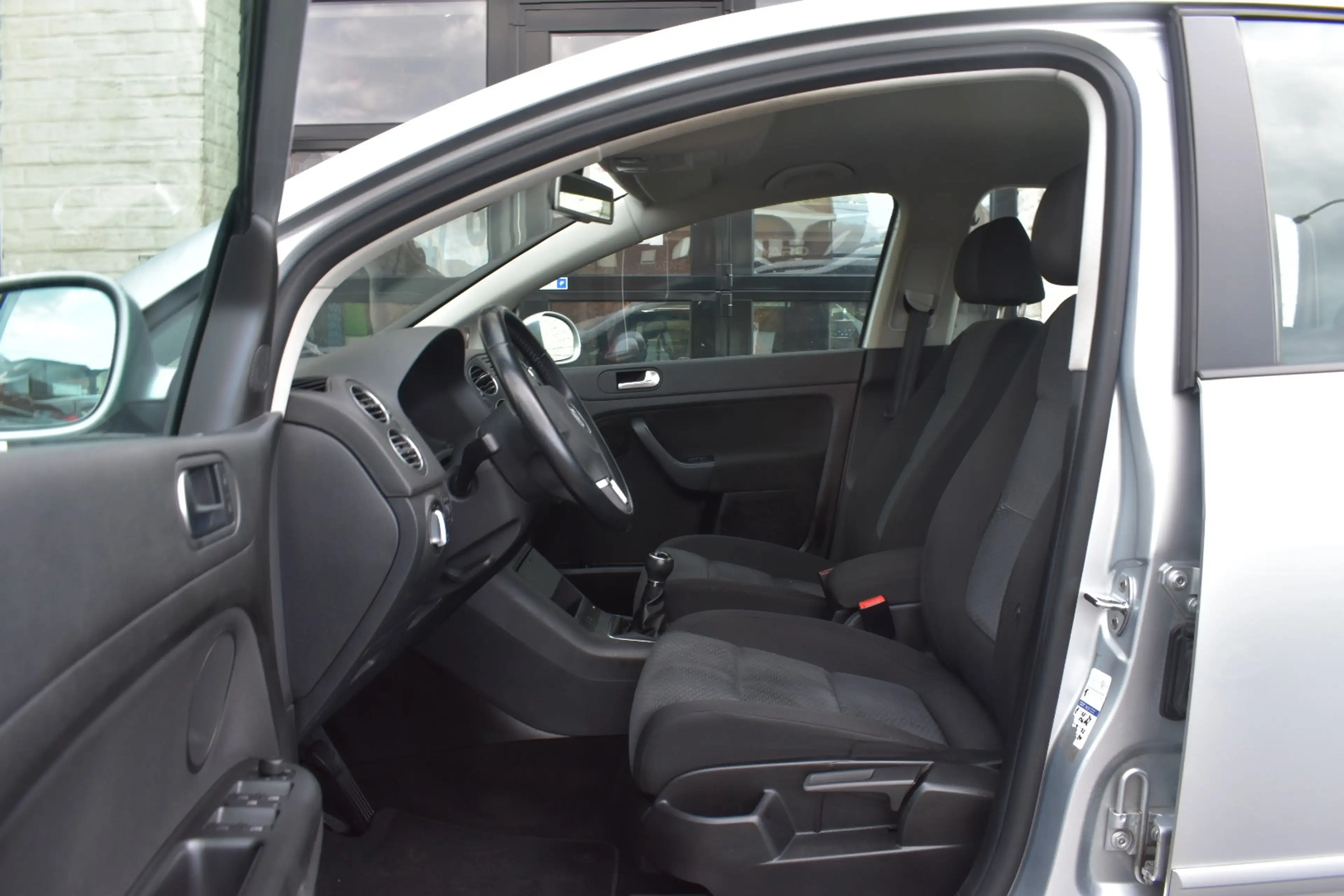 Volkswagen Golf Plus 1.4i Comfortline / Verw Zetels / PDC / Airco / Garantie — photo 14