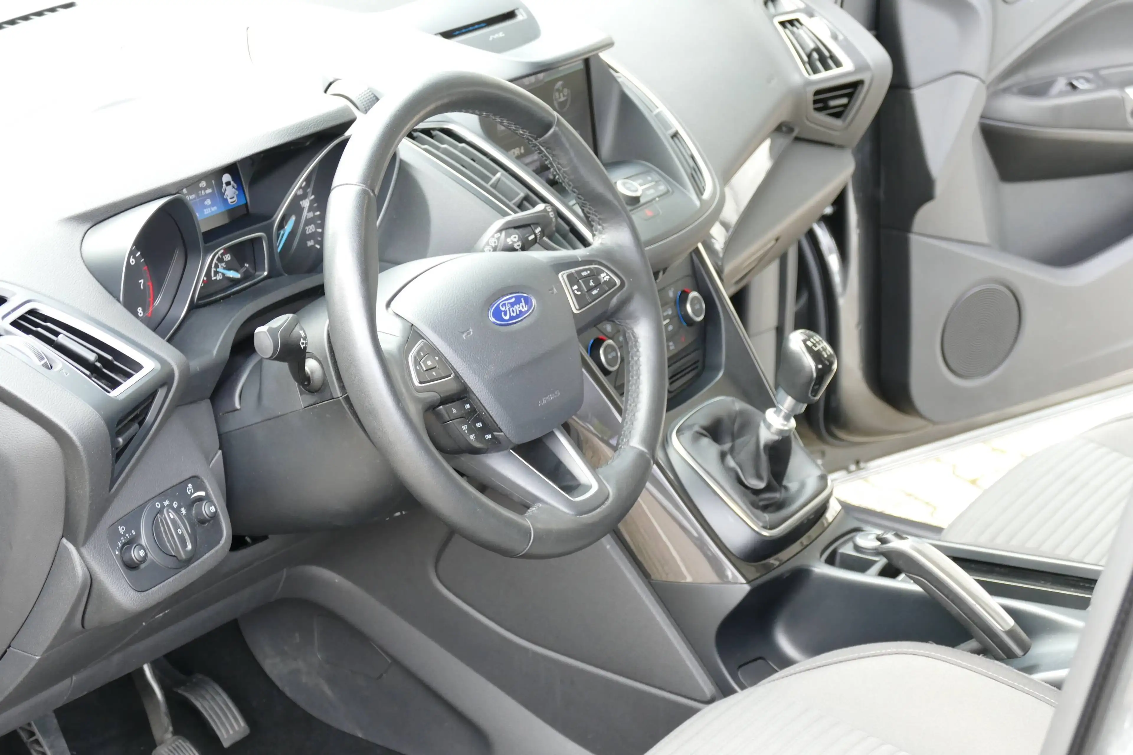 Ford Grand C-Max Titanium °AHK-1300 KG° — photo 14