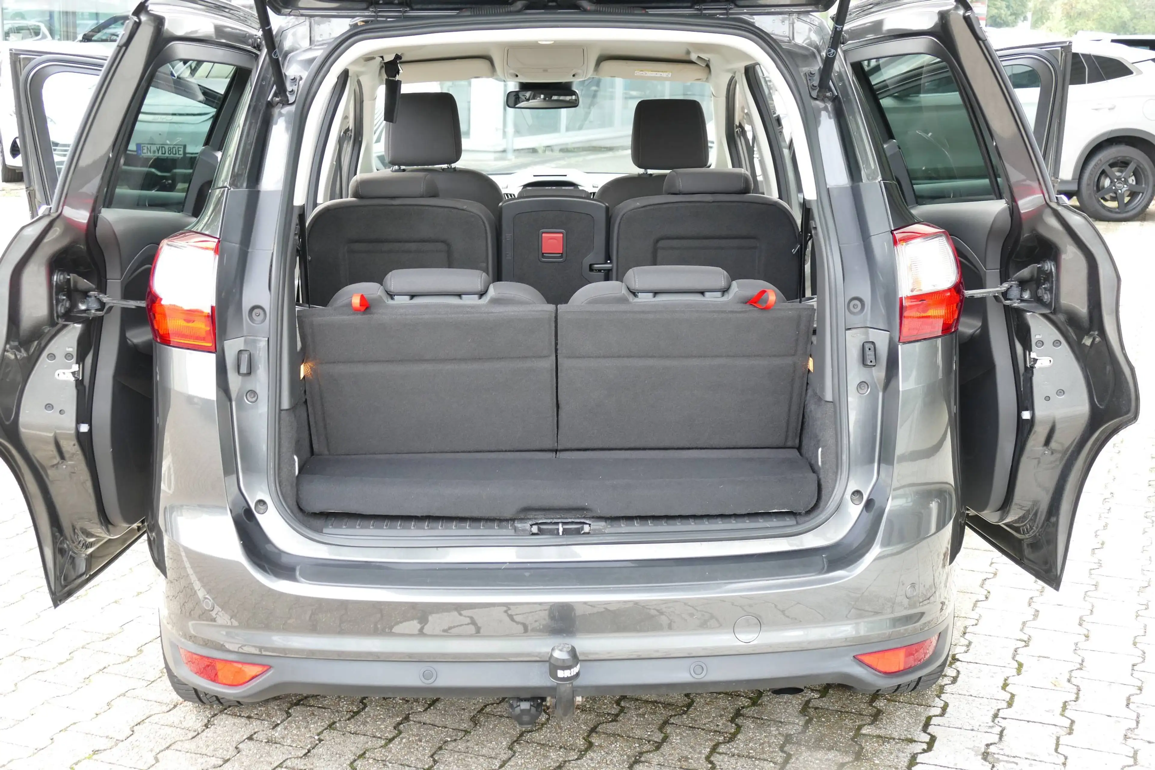 Ford Grand C-Max Titanium °AHK-1300 KG° — photo 11