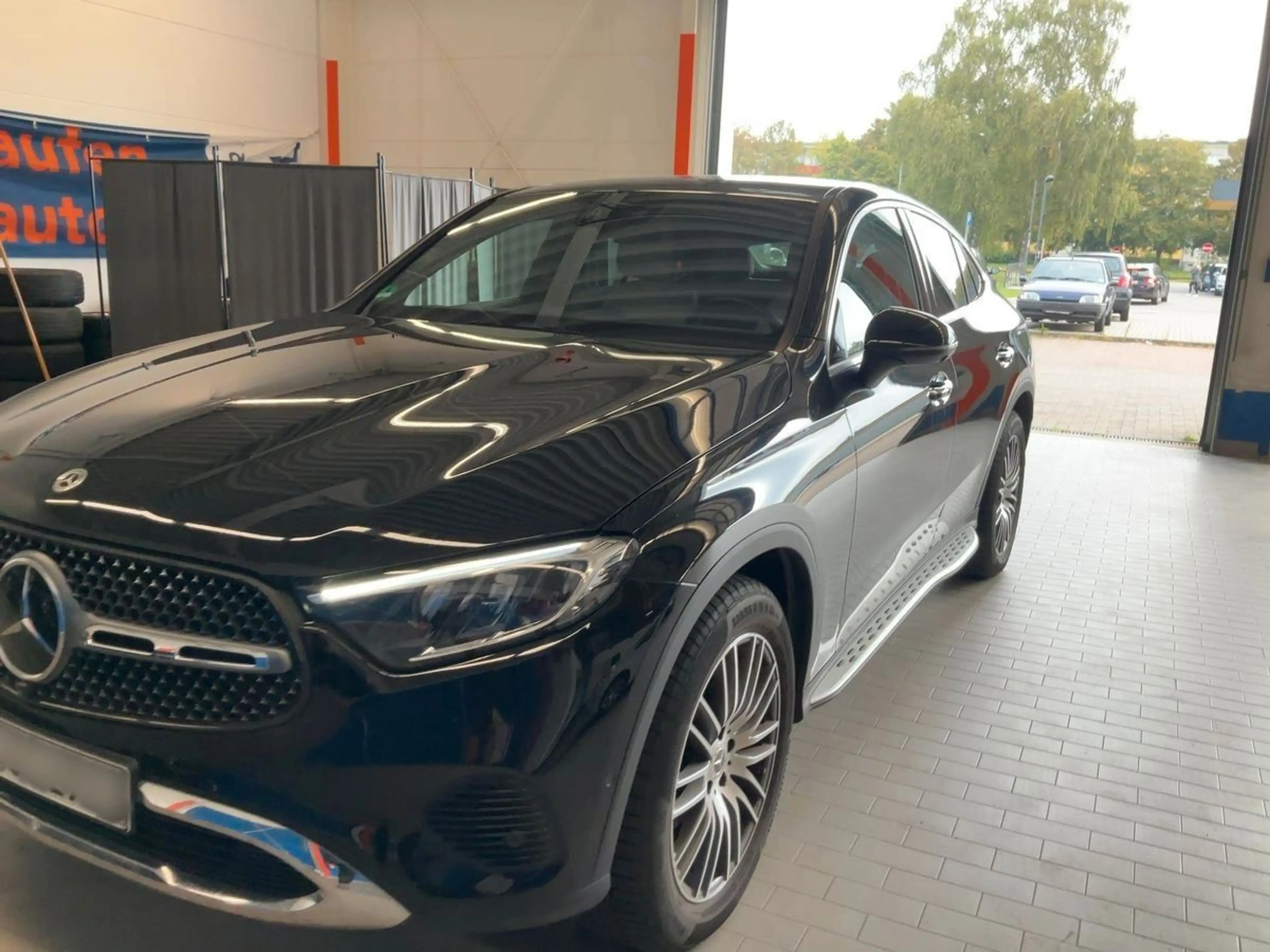 Mercedes-Benz GLC 200 4M COUPE LEDER MEMORY DISTRONIC 360CAMER