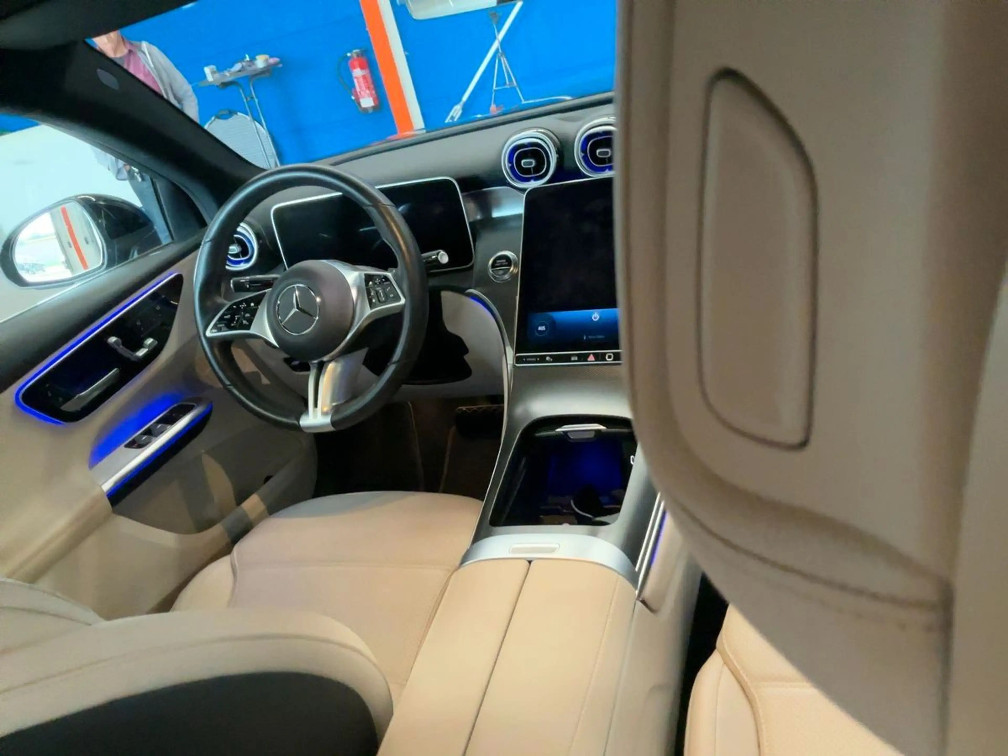 Mercedes-Benz GLC 200 4M COUPE LEDER MEMORY DISTRONIC 360CAMER — photo 9