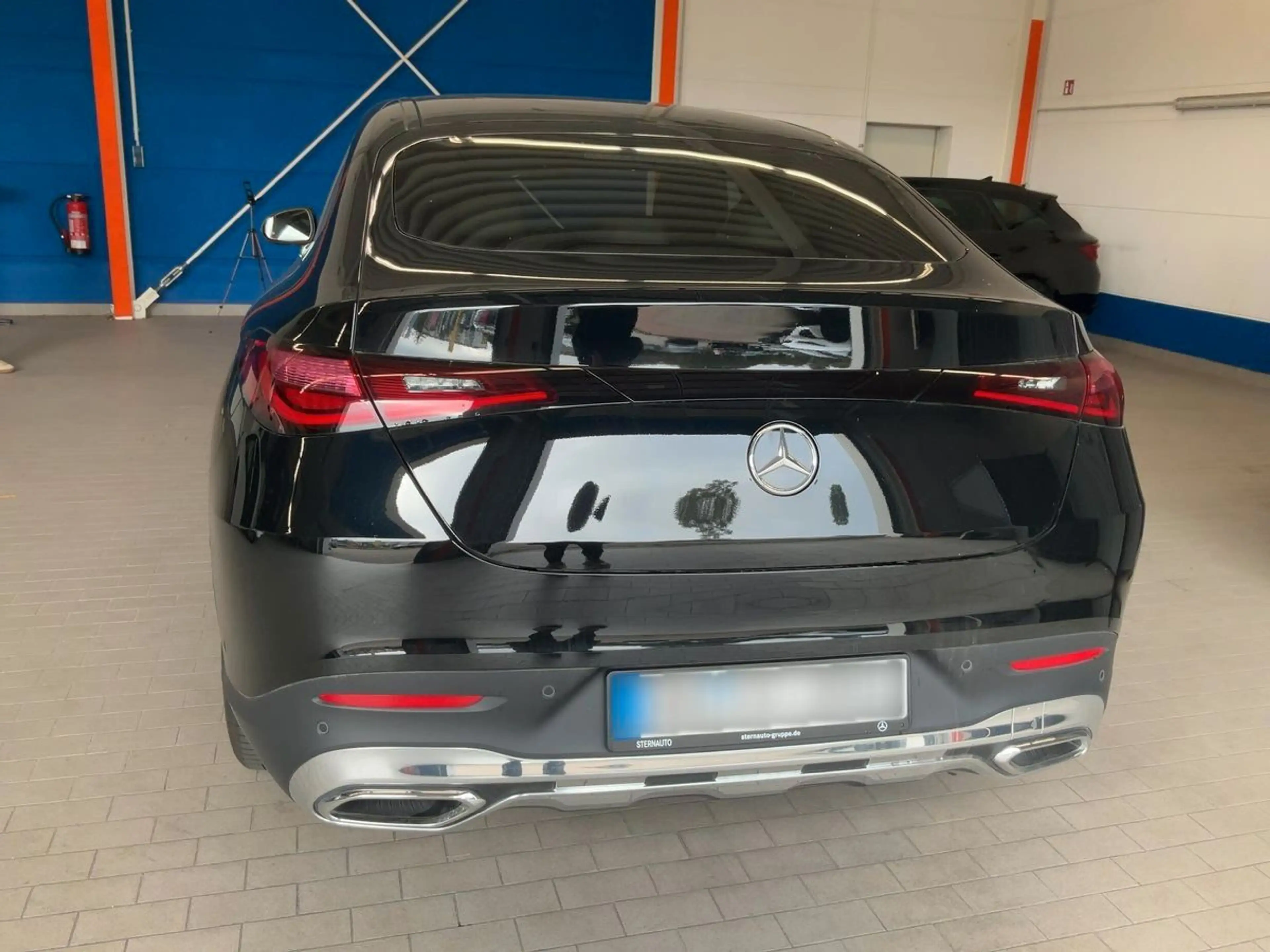 Mercedes-Benz GLC 200 4M COUPE LEDER MEMORY DISTRONIC 360CAMER — photo 2