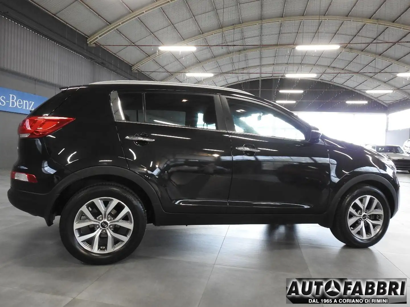Kia Sportage KIA -  -  1.7 CRDI 2WD Cool-Panoramic-Navi Zwart - 2