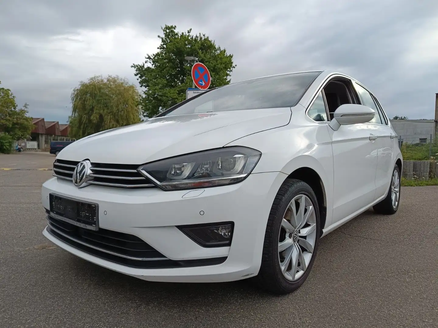 Volkswagen Golf Sportsvan VII Highline BMT/Start-Stopp Blanc - 1