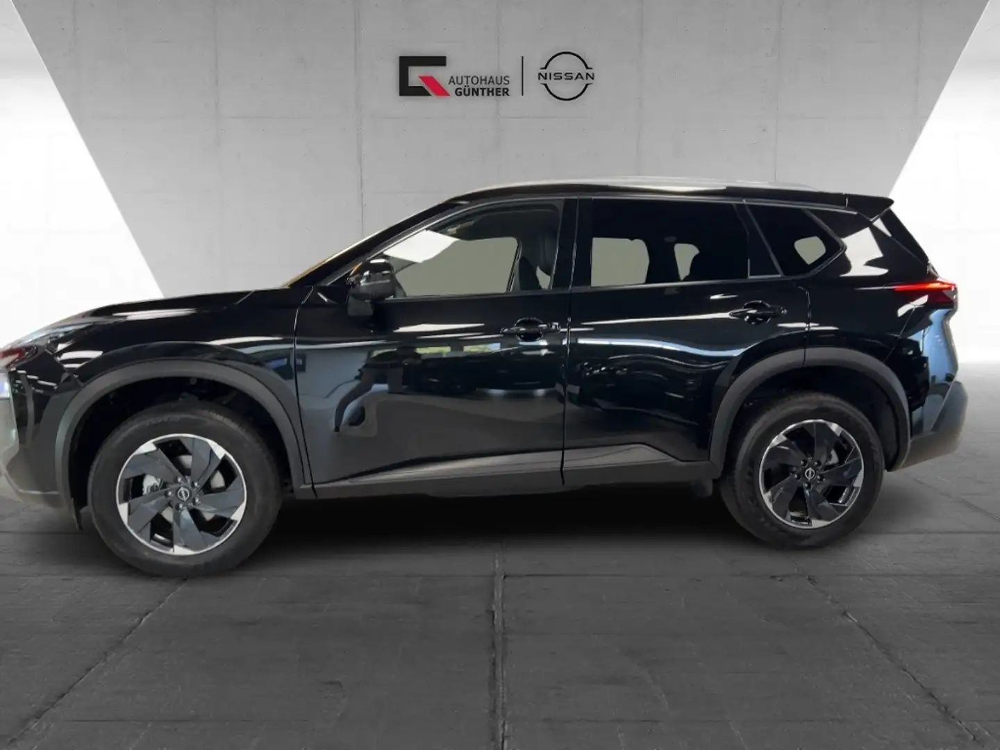 Nissan X-Trail N-CONNECTA 165PS Automatik Winter/HeadUp/Carplay Zwart - 2