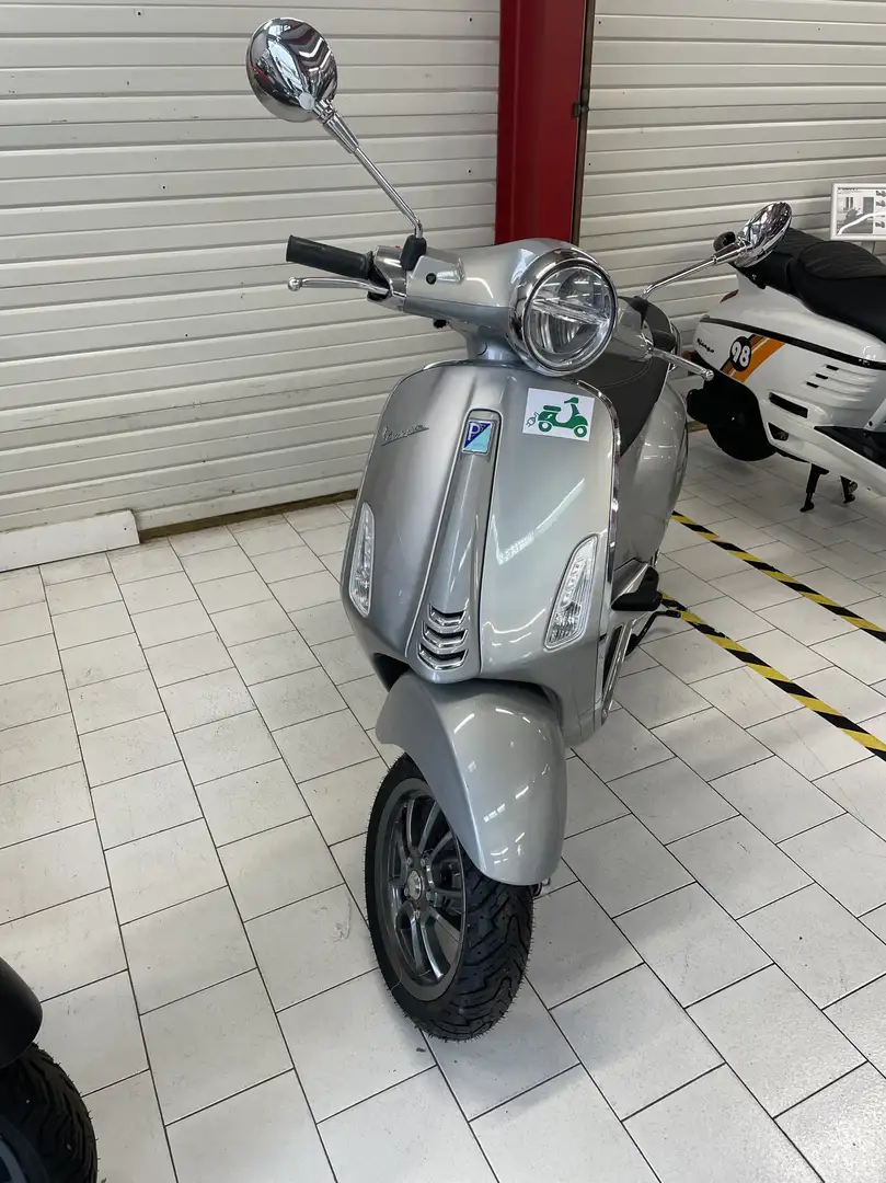 Piaggio - 1