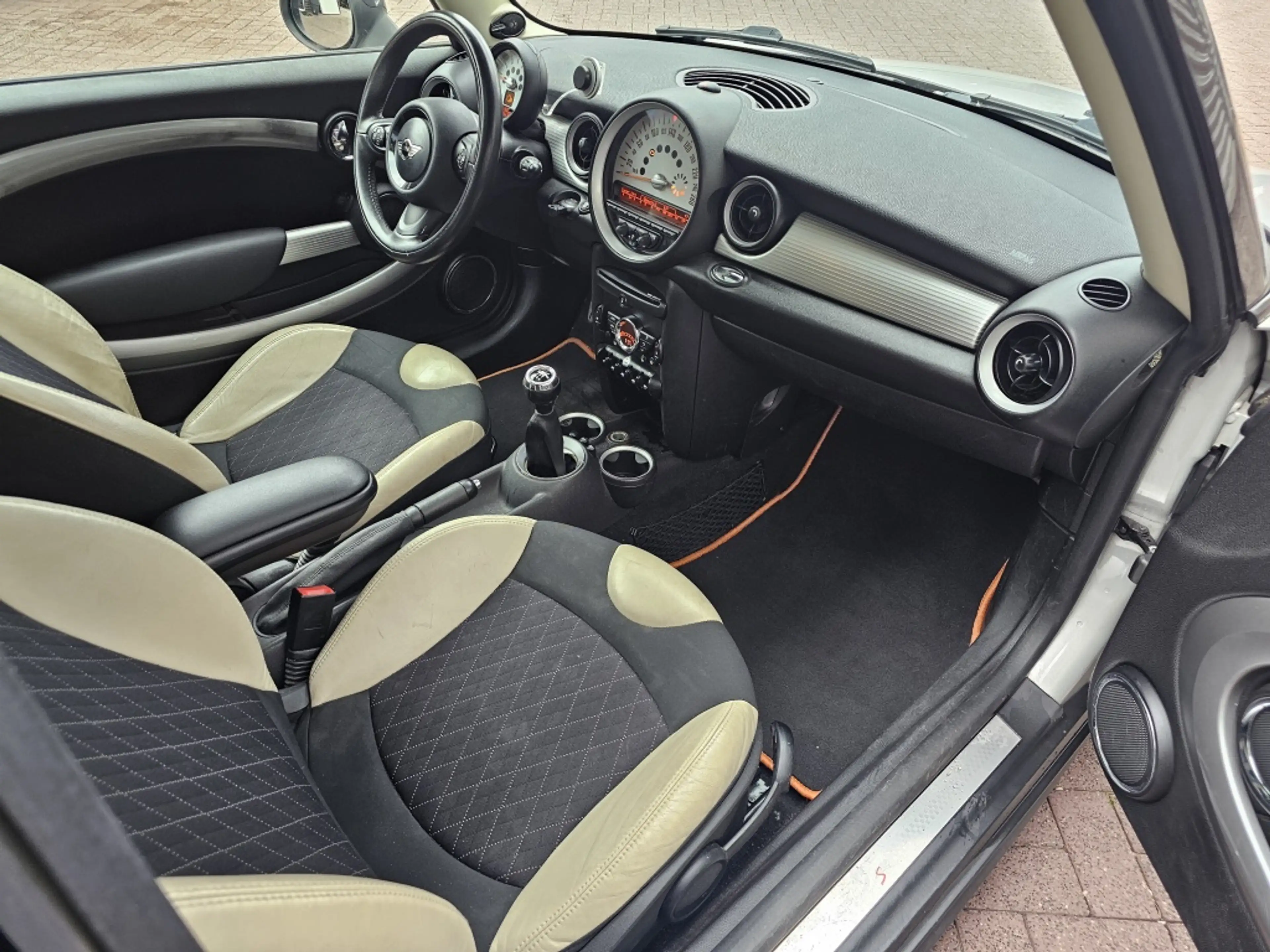 MINI Cooper S Clubman Mini | Harman Kardon | NL a 1.6 — photo 2