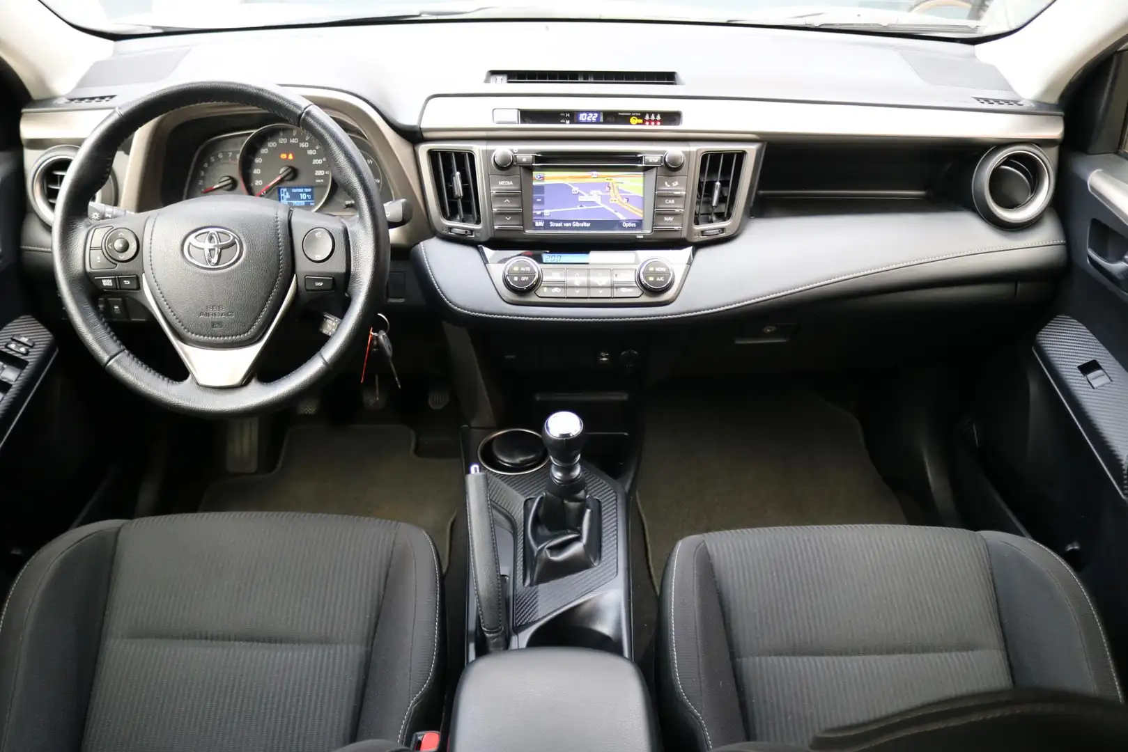 Toyota RAV 4 2.0 Dynamic 4WD, Trekhaak Toyota RAV4 2.0 Dynamic Plateado - 2