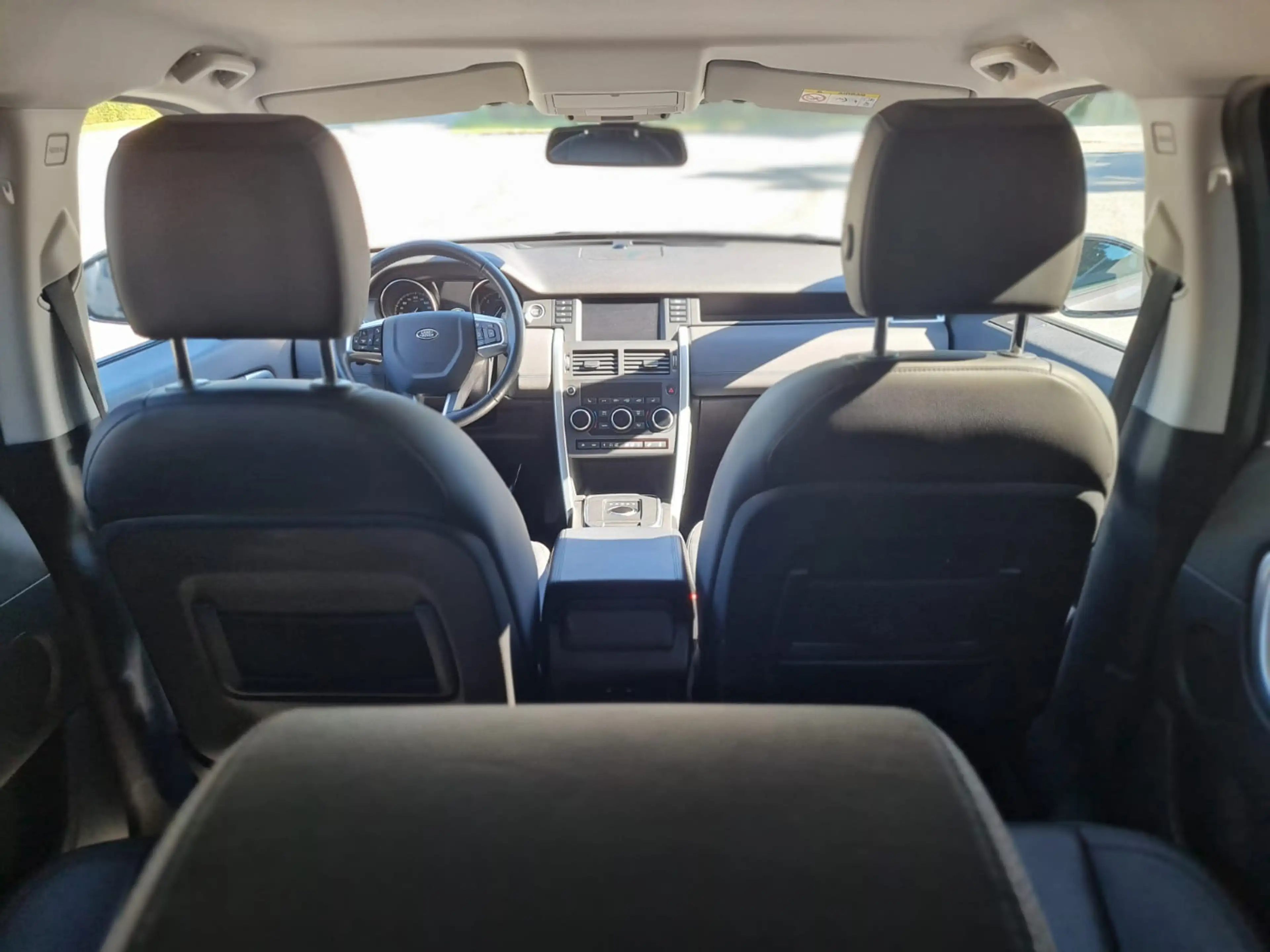 Land Rover Discovery Sport SE AWD *NUR 74tkm*ALLRAD*KAMERA*PICKERL NEU*TOP* — photo 12