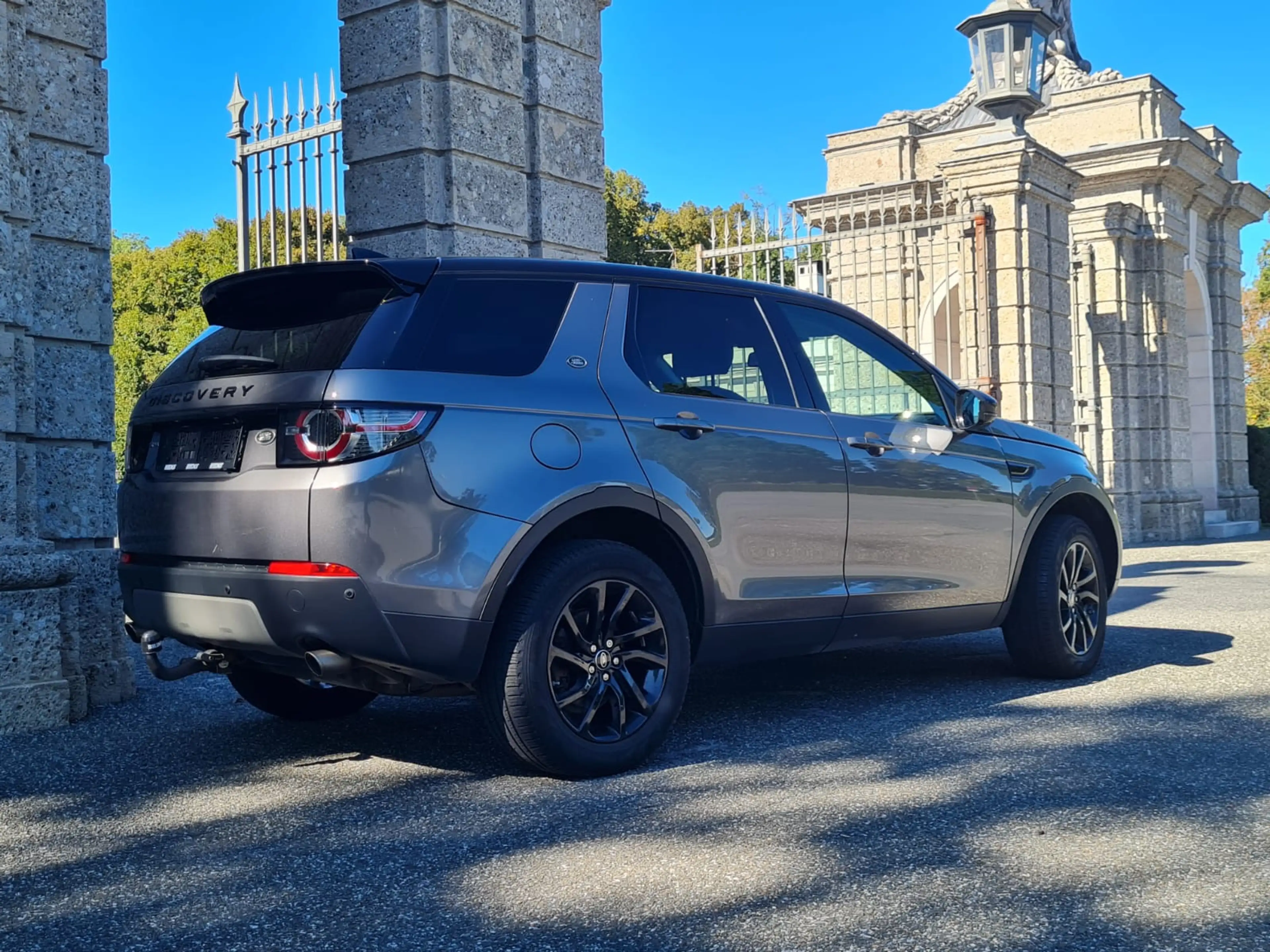 Land Rover Discovery Sport SE AWD *NUR 74tkm*ALLRAD*KAMERA*PICKERL NEU*TOP* — photo 8