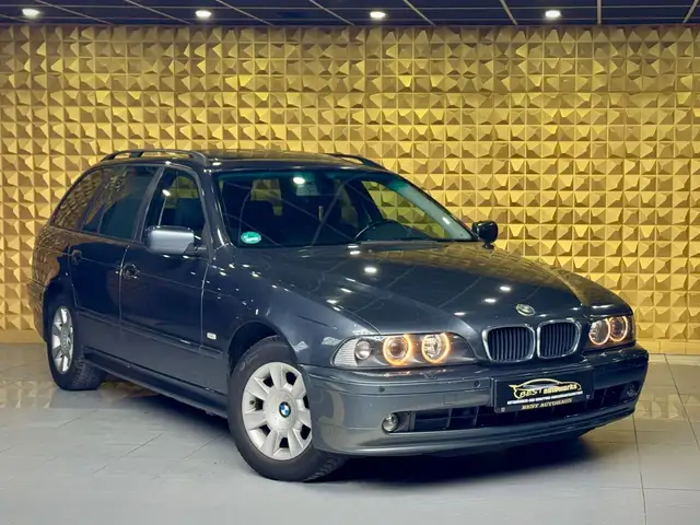 BMW 525 E39 525i*SCHALTGETRIEBE*KLIMA*AHK*SCHEKEFT*XENON