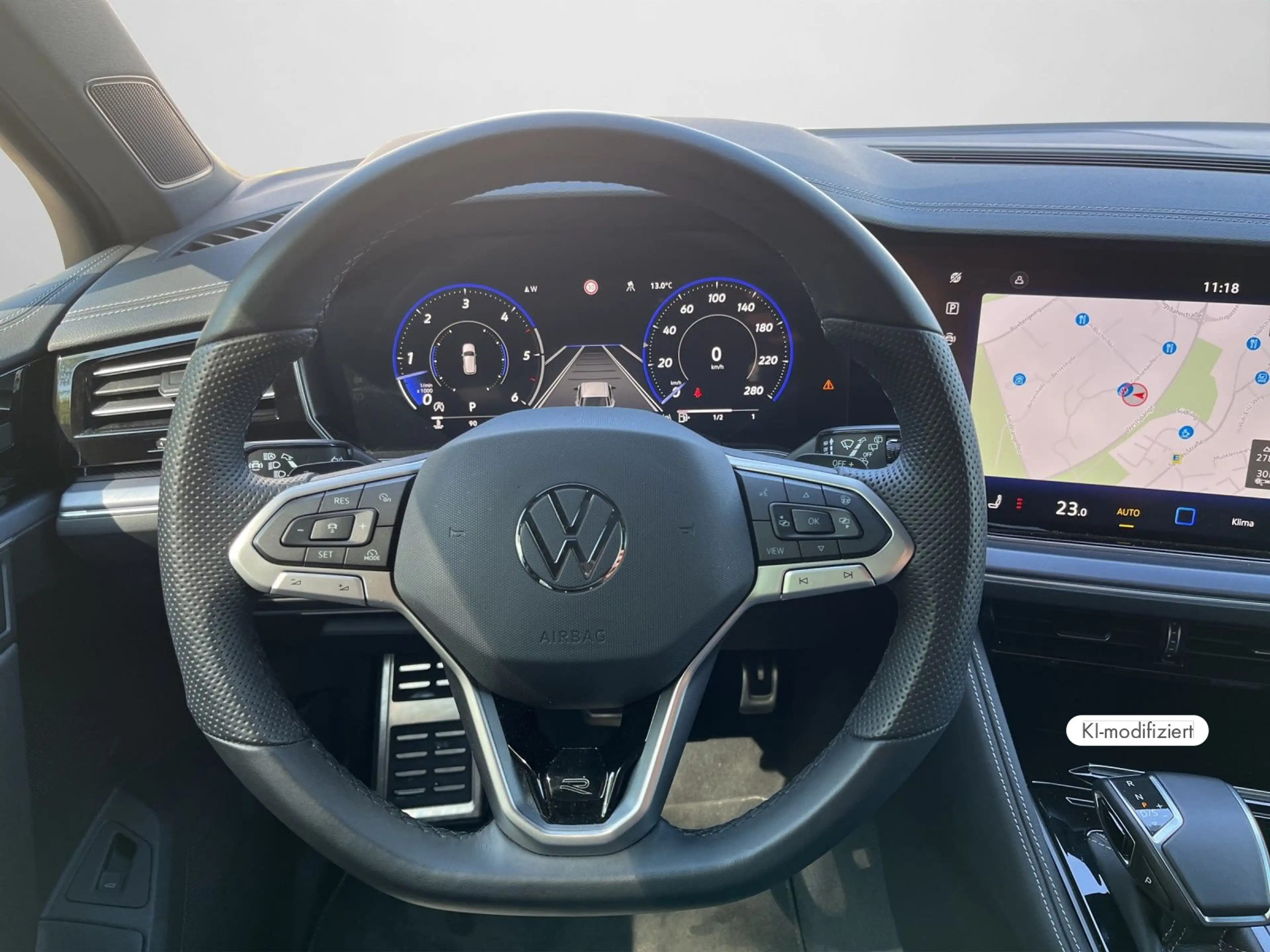Volkswagen Touareg R-LINE, BLACK STYLE, ALLRADLENKUNG,KOMFORTP, WKR — photo 11