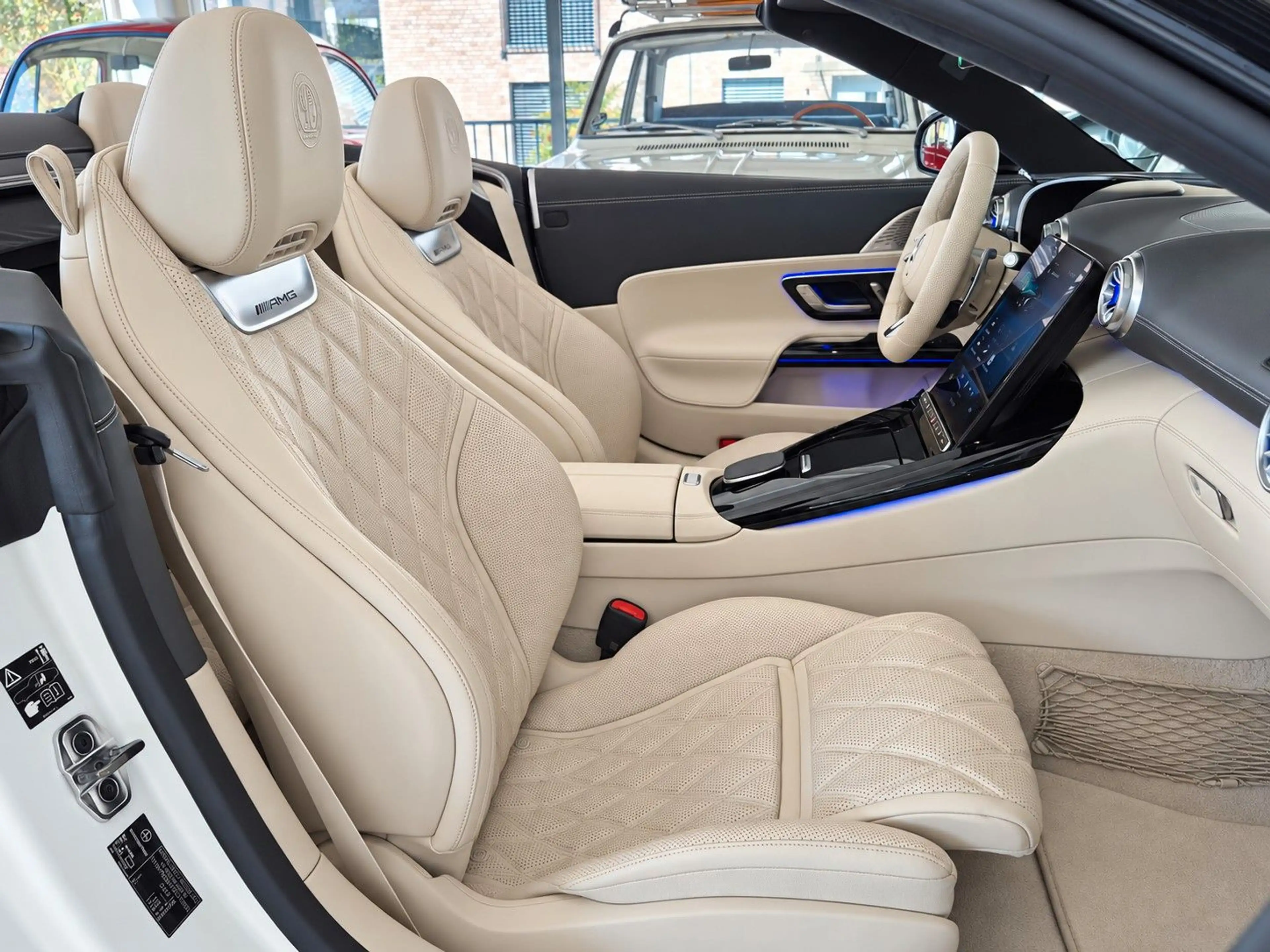 Mercedes-Benz SL 55 AMG /Designo Lack+Manufaktur Interieur — photo 13