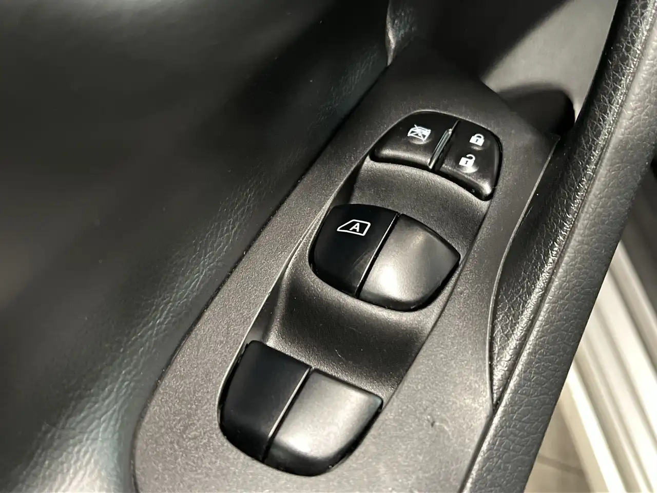 Nissan Altima снимка Nissan Altima