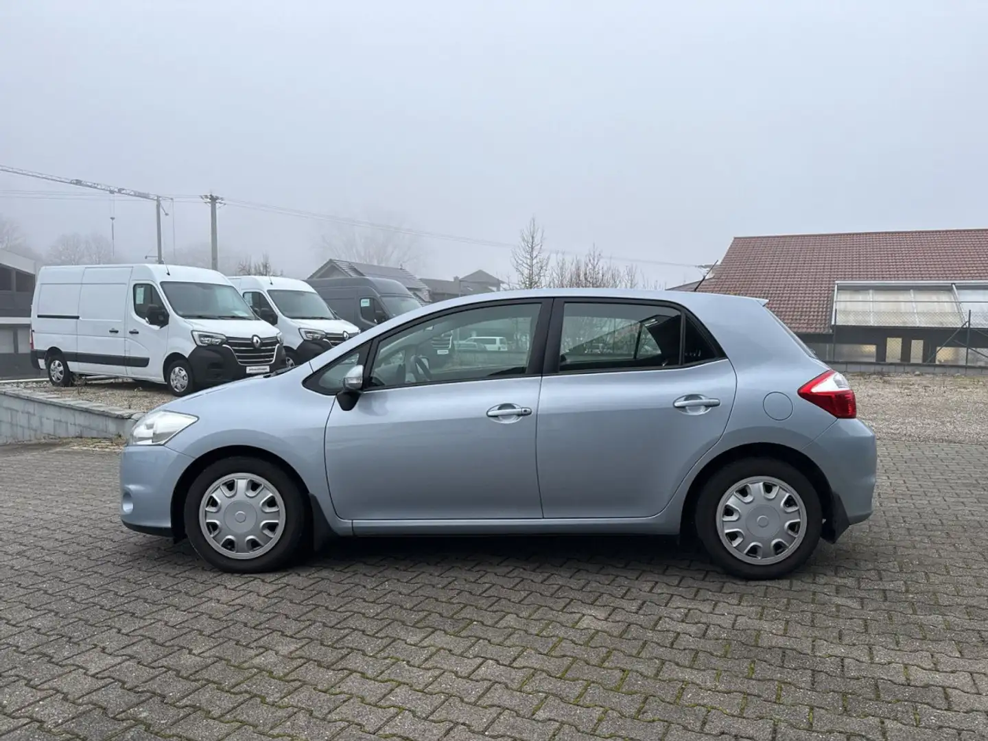 Toyota Auris Edition Klima Fenster el. Blau - 2